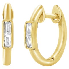 14 Karat Gelbgold Diamant Baguette Huggie-Ohrringe für Sie