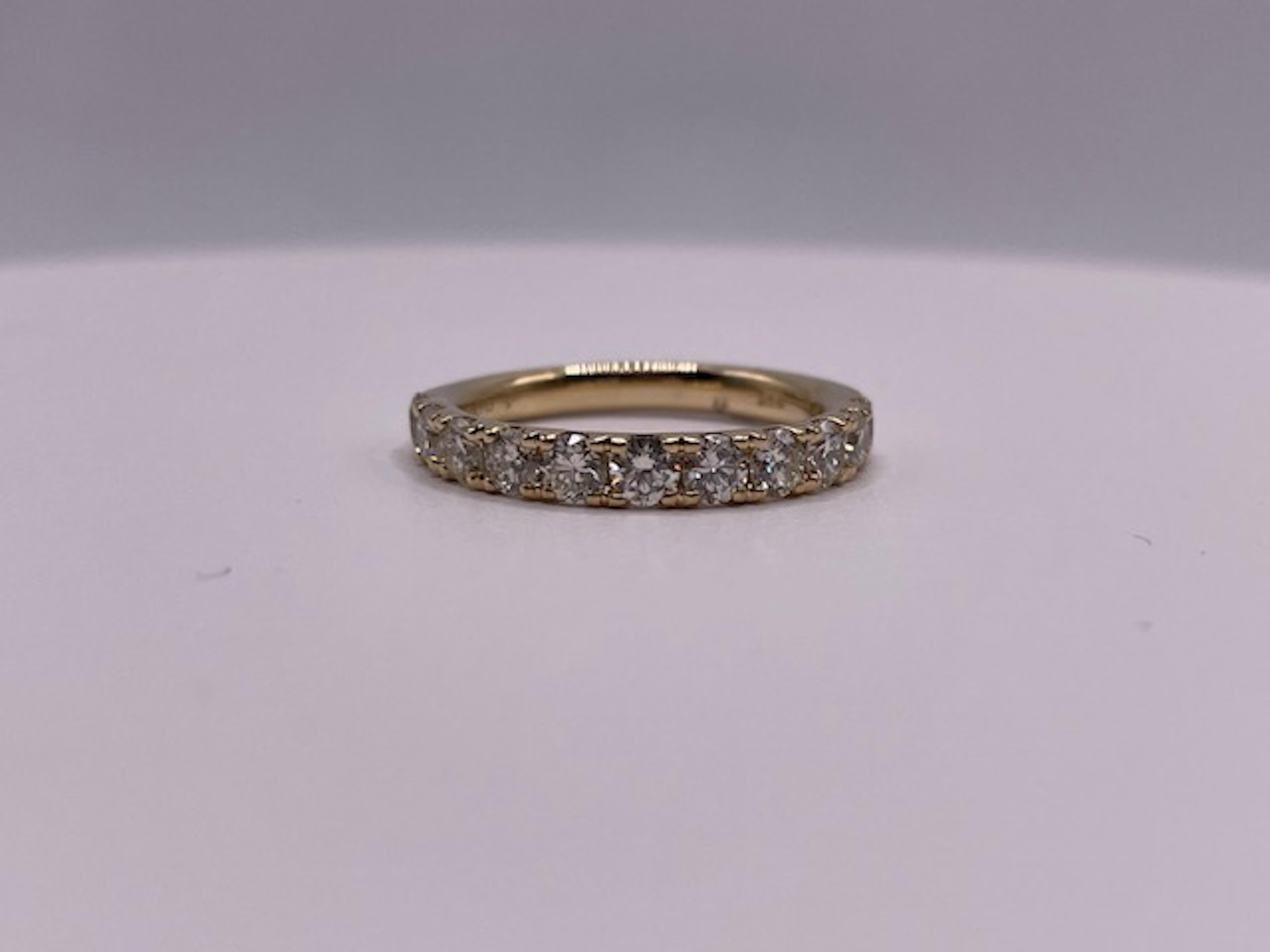 14k Yellow Gold Diamond Band 1.20ct In New Condition For Sale In Great Neck, NY