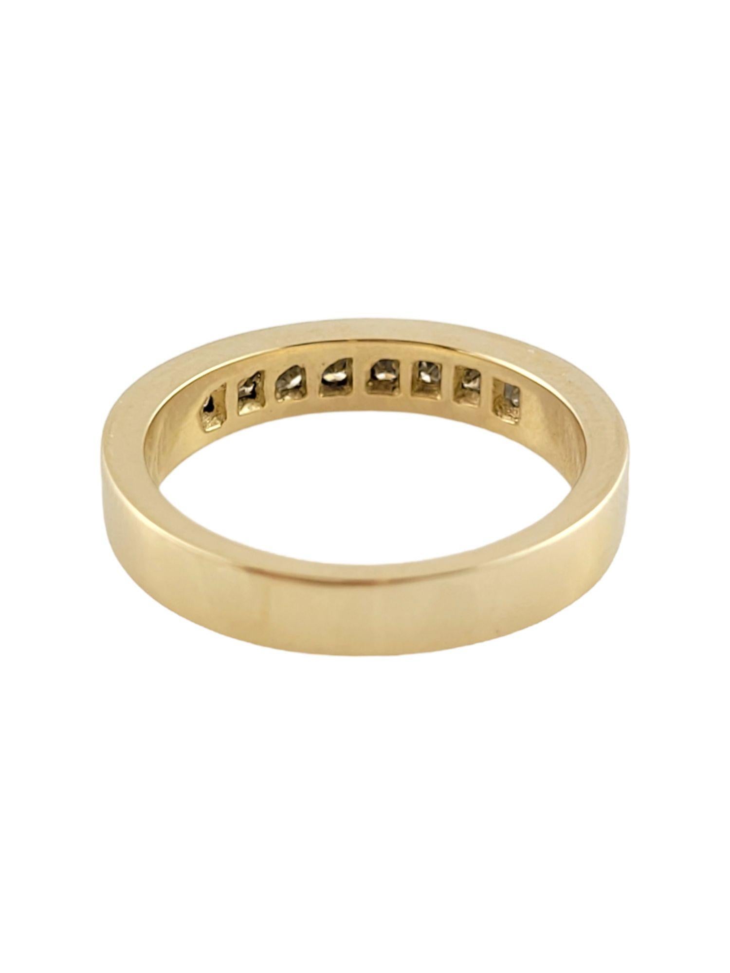 Vintage 14K Yellow Gold Diamond Band Size 6

8 sparkling, princess cut diamonds embedded in a 14K yellow gold band!

Diamond weight: .40 cts

Diamond clarity: SI1-VS2

Diamond color: I-J

Ring size: 6
Shank: 3.5mm

Weight: 3.8 g/ 2.4 dwt

Hallmark: