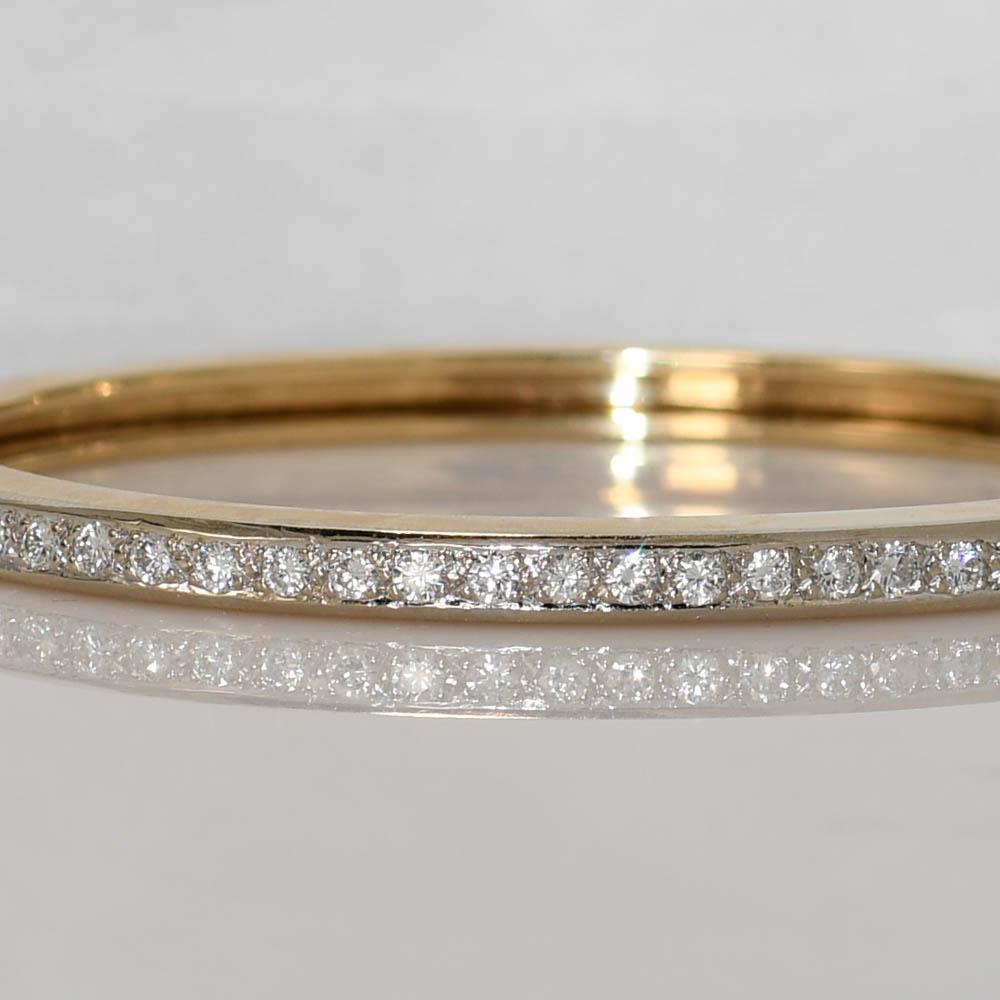 Women's or Men's 14K Yellow Gold Diamond Bangle Bracelet 1.50ct For Sale