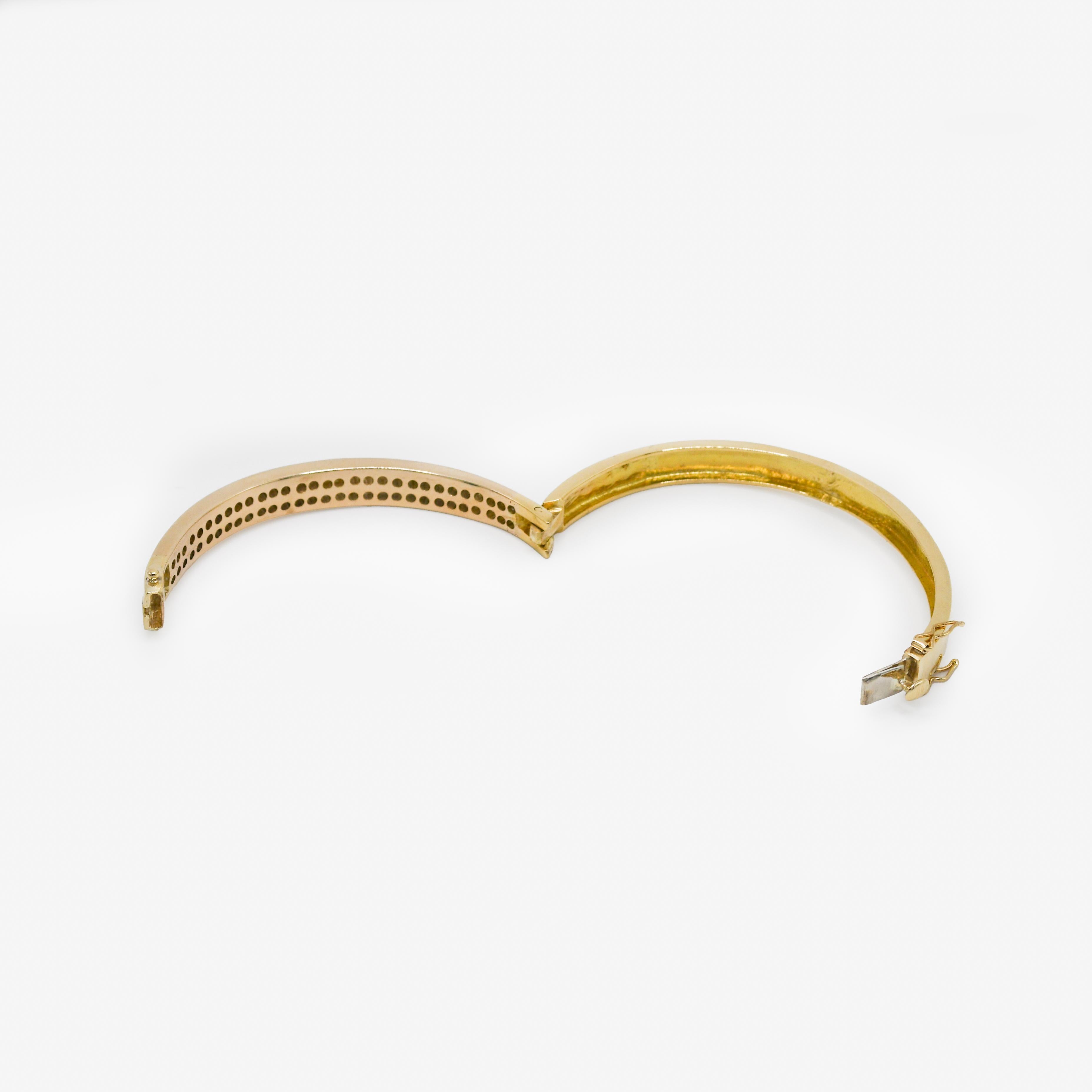 14K Yellow Gold Diamond Bangle Bracelet 2.50tdw, 34.8g For Sale 3