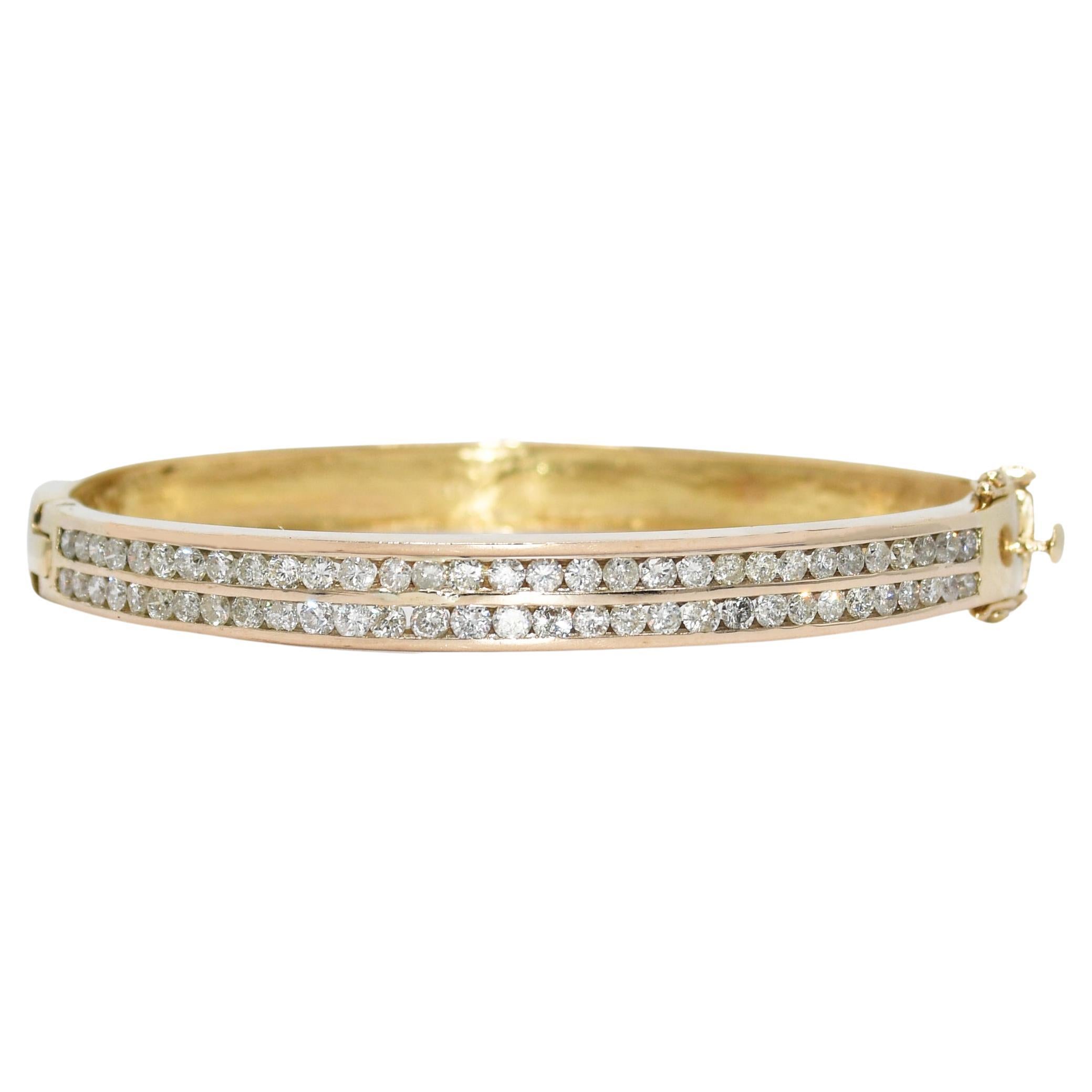 14K Yellow Gold Diamond Bangle Bracelet 2.50tdw, 34.8g For Sale