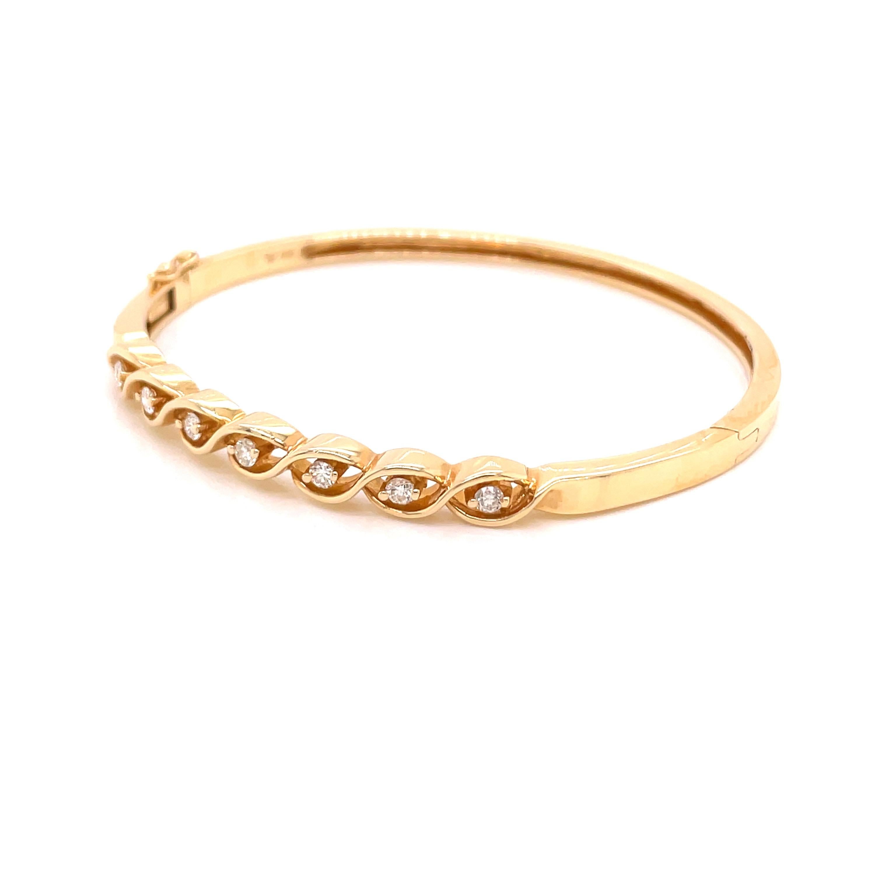 14K Yellow Gold Diamond Bangle Bracelet .25ct In Good Condition For Sale In Boston, MA