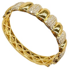14K Yellow Gold Diamond Bangle Bracelet – 4.10ct PPJB4816-001