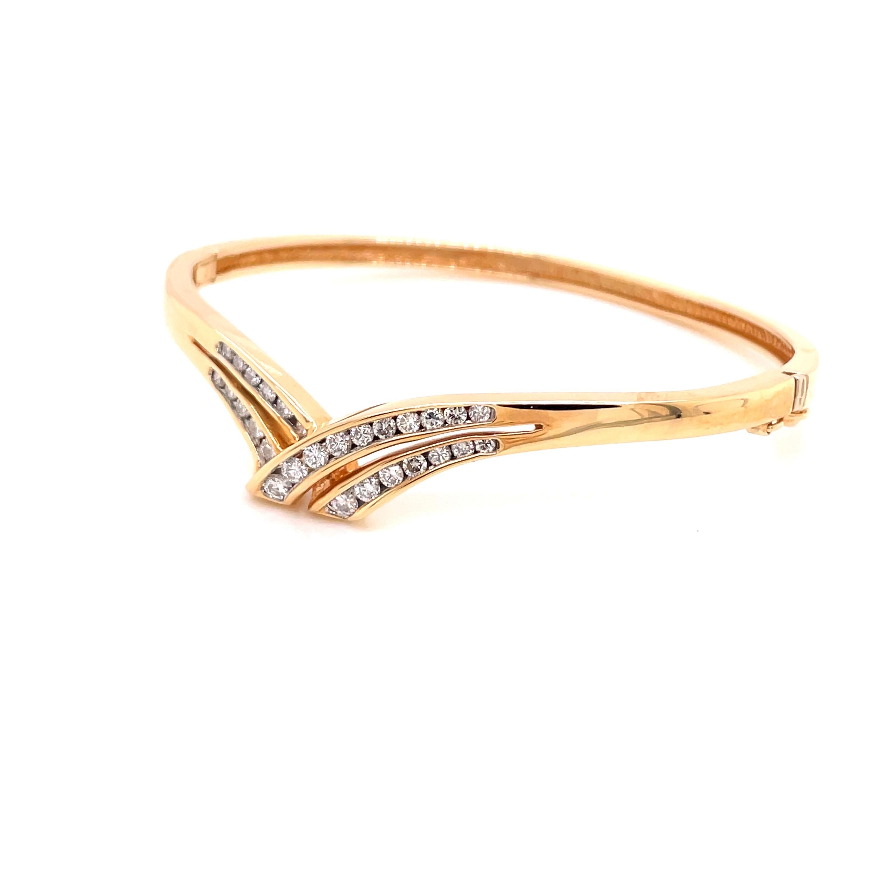 Contemporary 14K Yellow Gold Diamond Bangle Bracelet .87ct For Sale