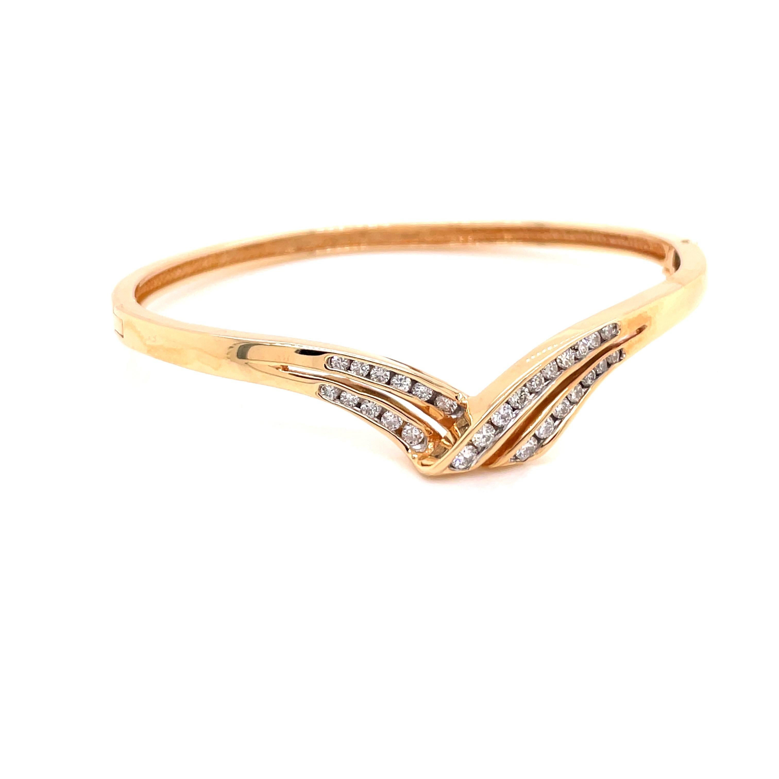 14K Yellow Gold Diamond Bangle Bracelet .87ct In New Condition For Sale In Boston, MA