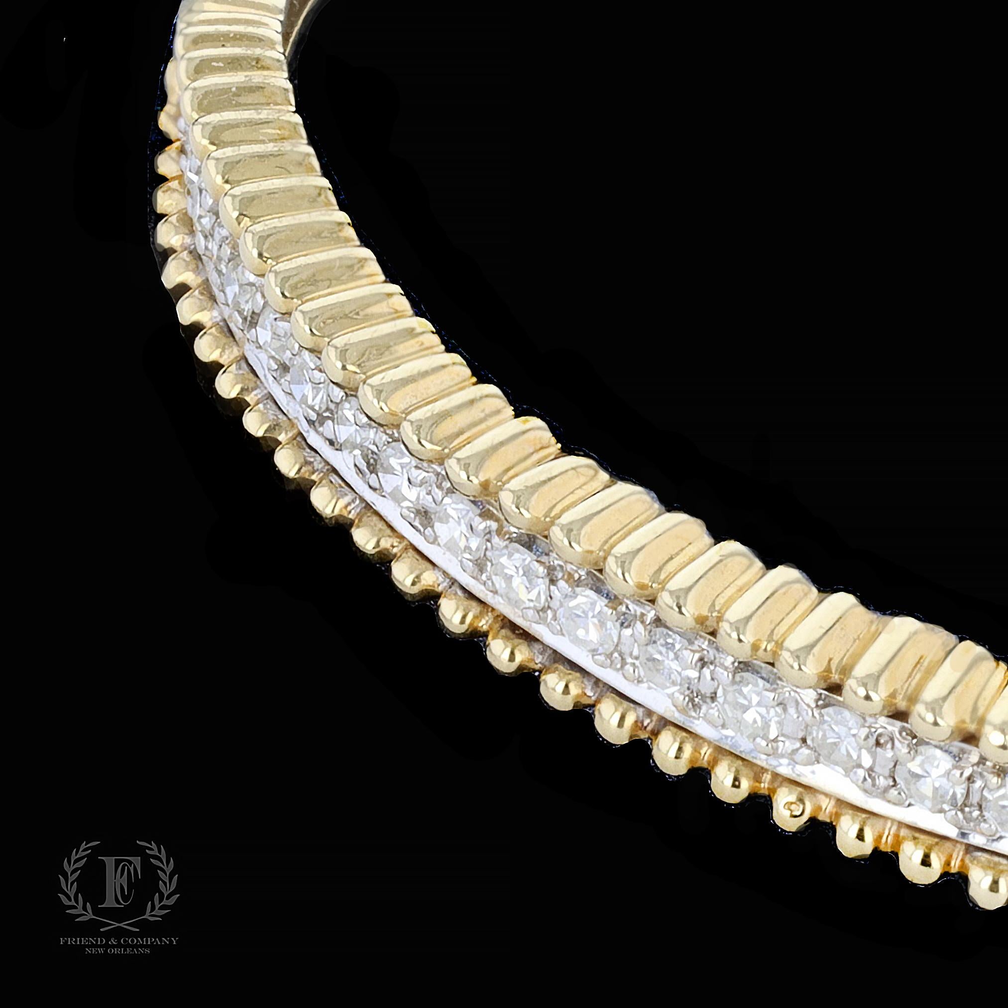 Bracelet jonc en or jaune 14 carats avec diamants Excellent état - En vente à NEW ORLEANS, LA