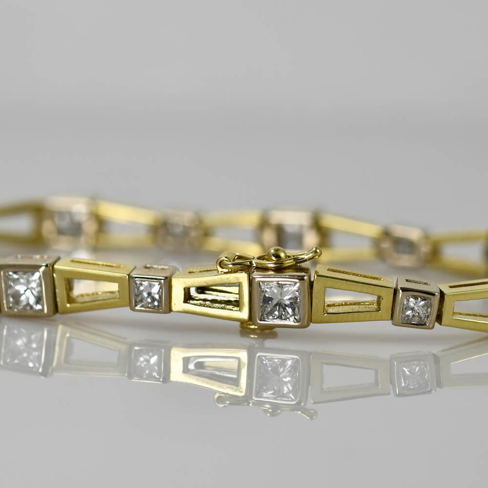 14K Yellow Gold Diamond Bracelet, 4.20tdw, 22.8g In Excellent Condition In Laguna Beach, CA