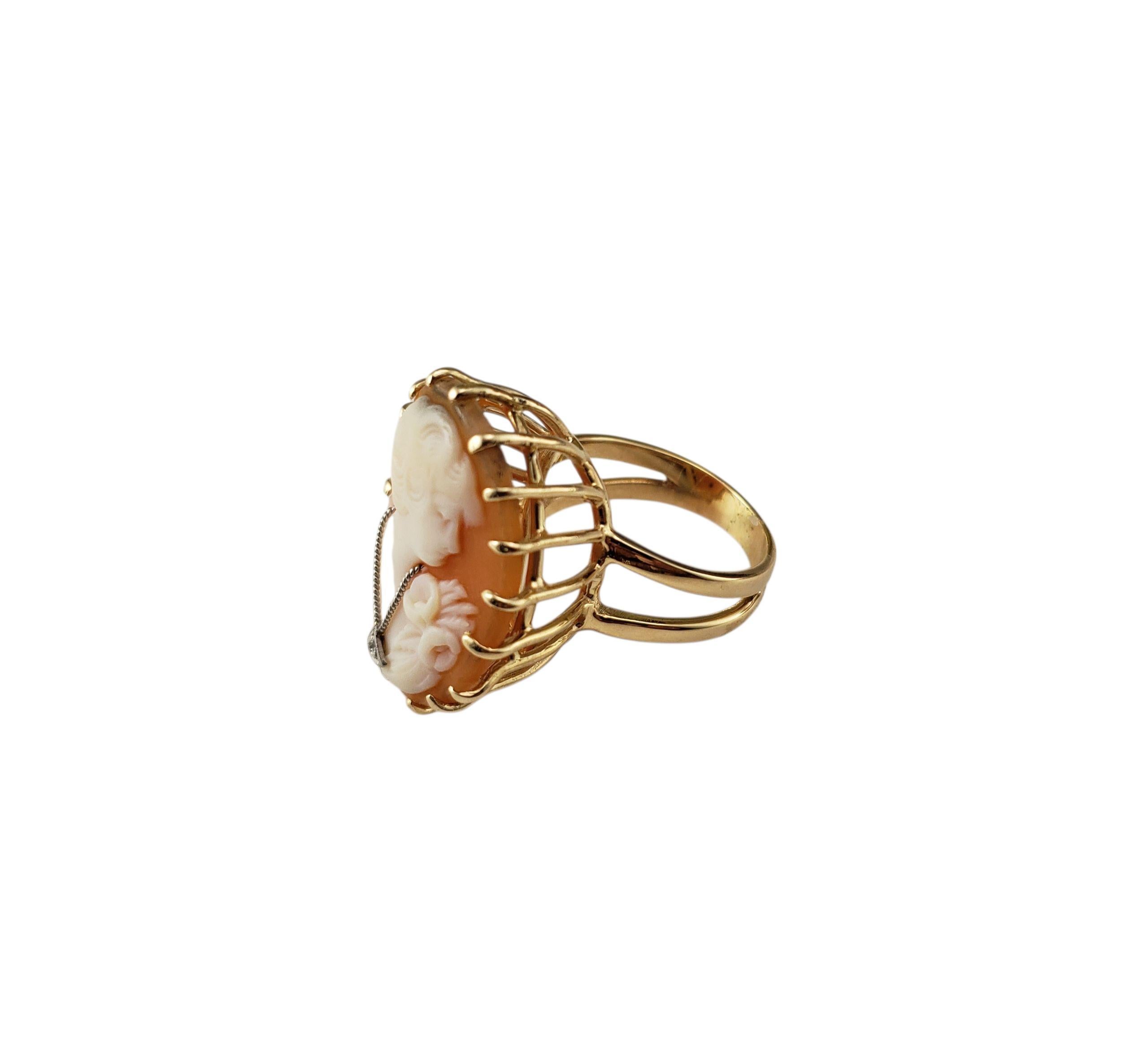 Anello Cameo con diamante in oro giallo 14K misura 7,5 #22487 In condizioni buone in vendita a Washington Depot, CT