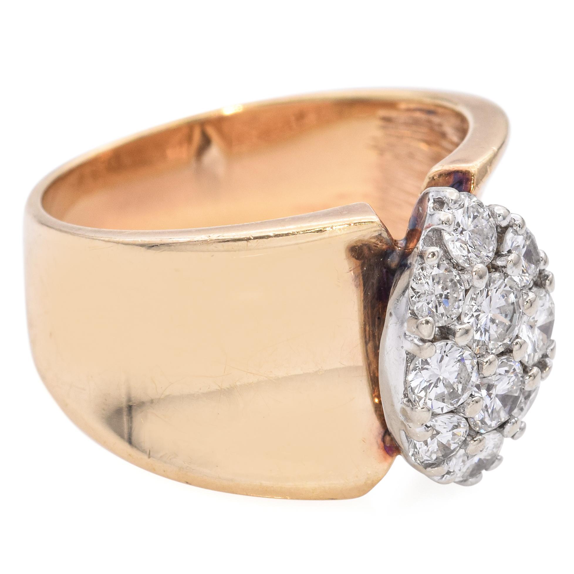 Bague en or jaune 14K avec diamant en grappe en vente 1