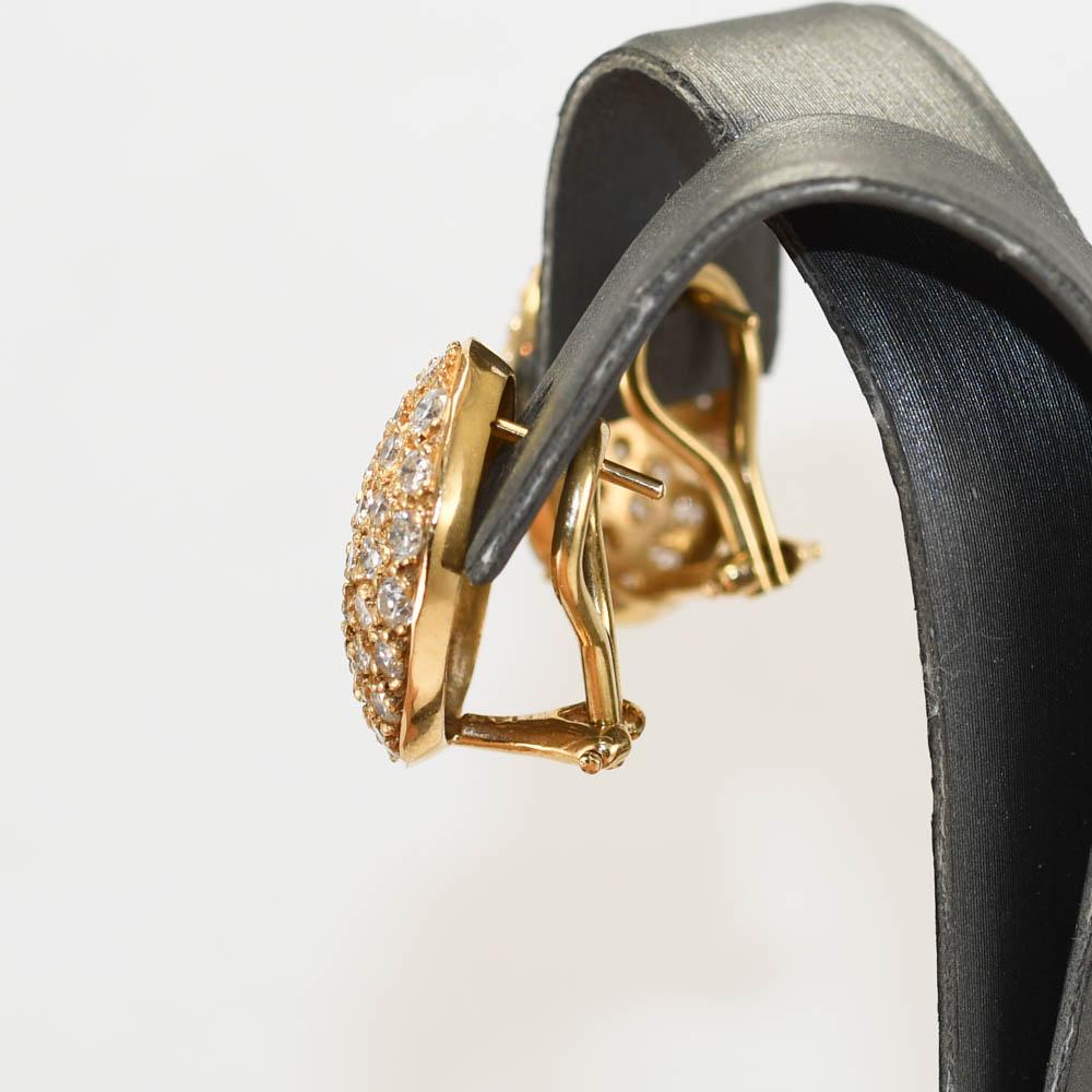 14K Yellow Gold Diamond Cluster Earrings 2.00TDW, 7gr For Sale 1