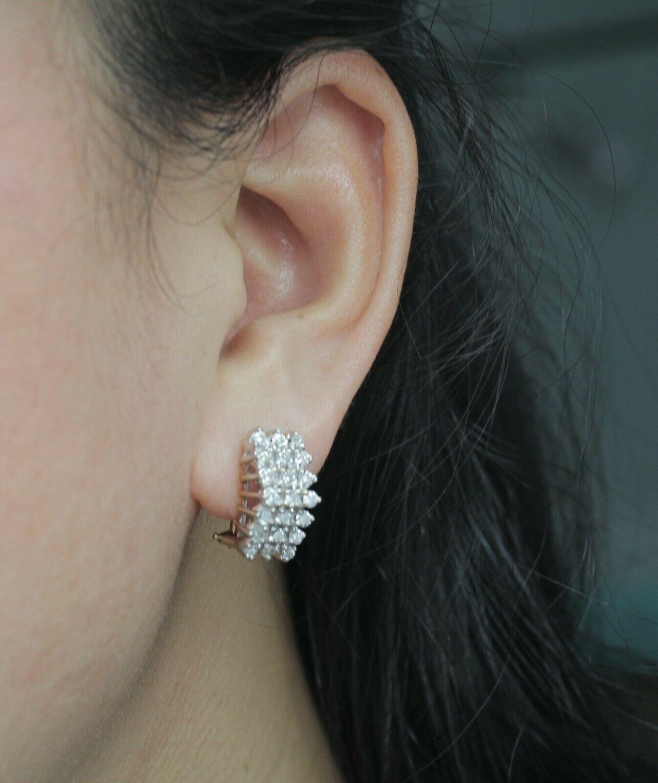 Diamant-Cluster-Ohrringe aus 14 Karat Gelbgold (Rundschliff) im Angebot