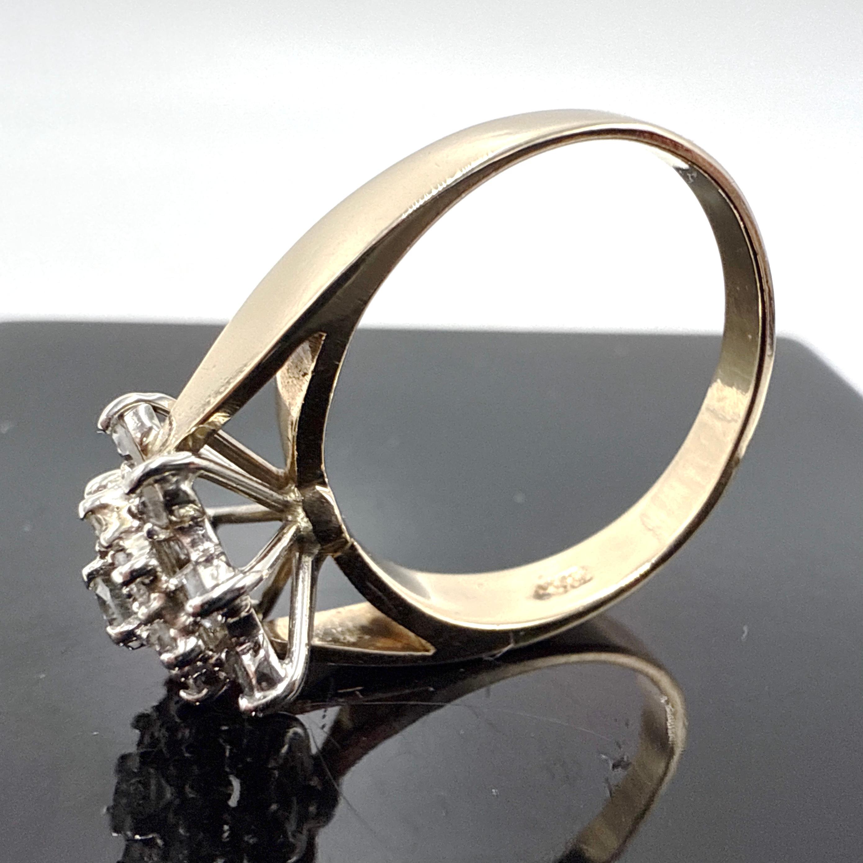 14K Yellow Gold Diamond Cluster Engagement Ring – 0.46ct Total Weight Damen im Angebot