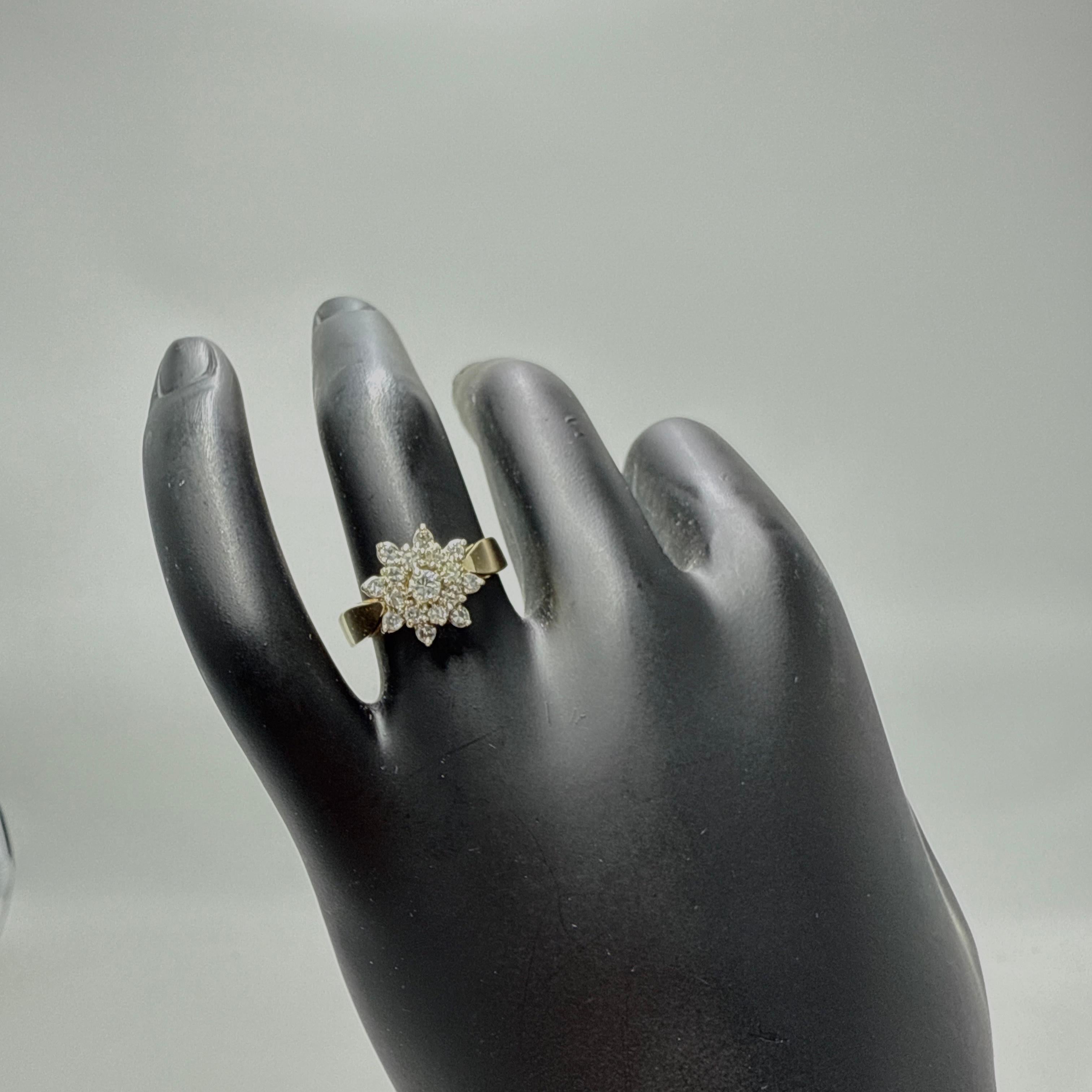 14K Yellow Gold Diamond Cluster Engagement Ring – 0.46ct Total Weight im Angebot 3