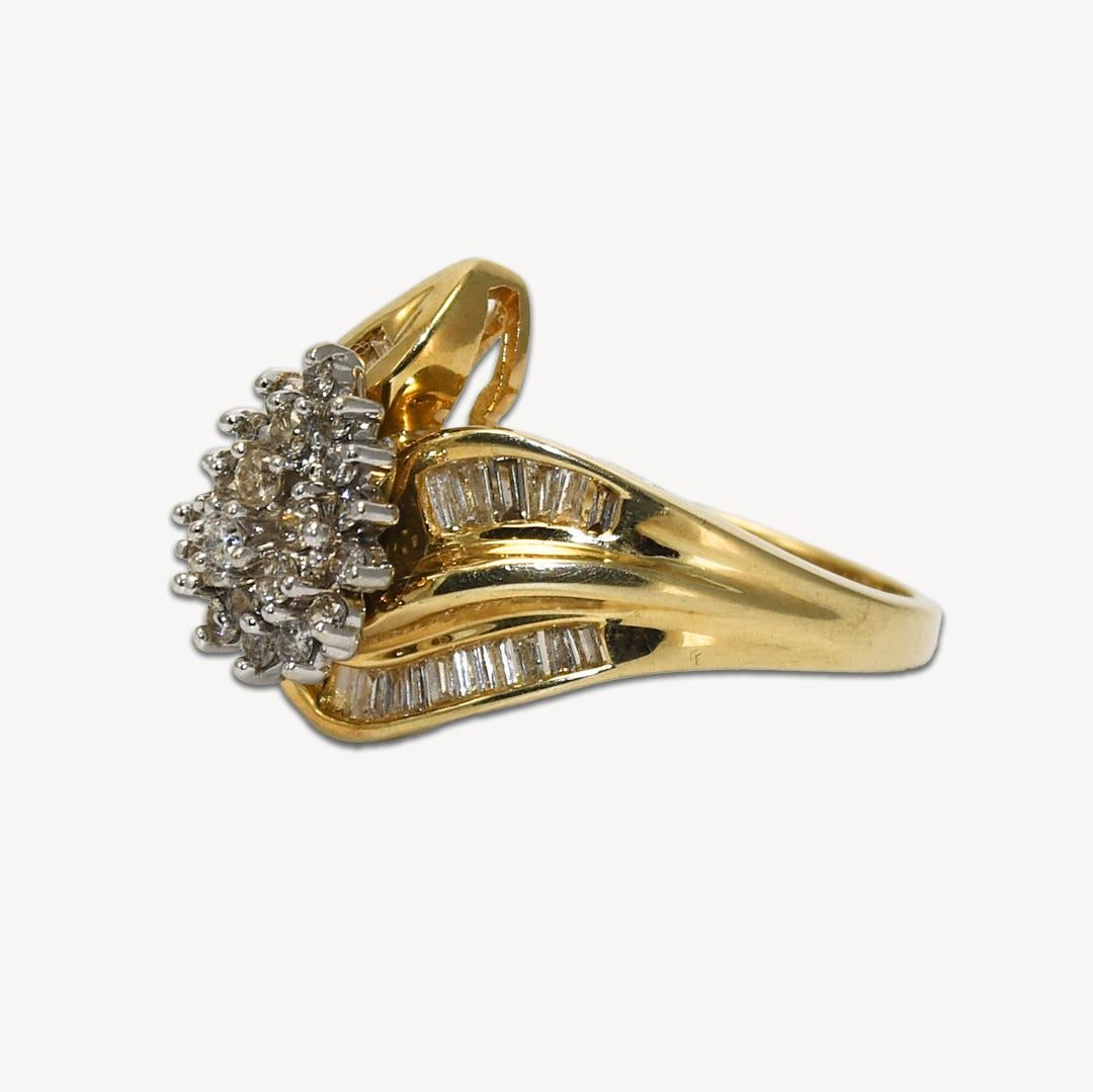 14K Yellow Gold Diamond Cluster Ring 0.75ct For Sale 1