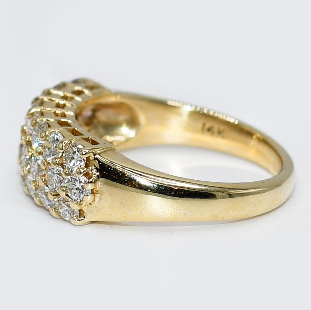 Women's 14K Yellow Gold Diamond Cluster Ring, 1.35tdw, 5.7g For Sale