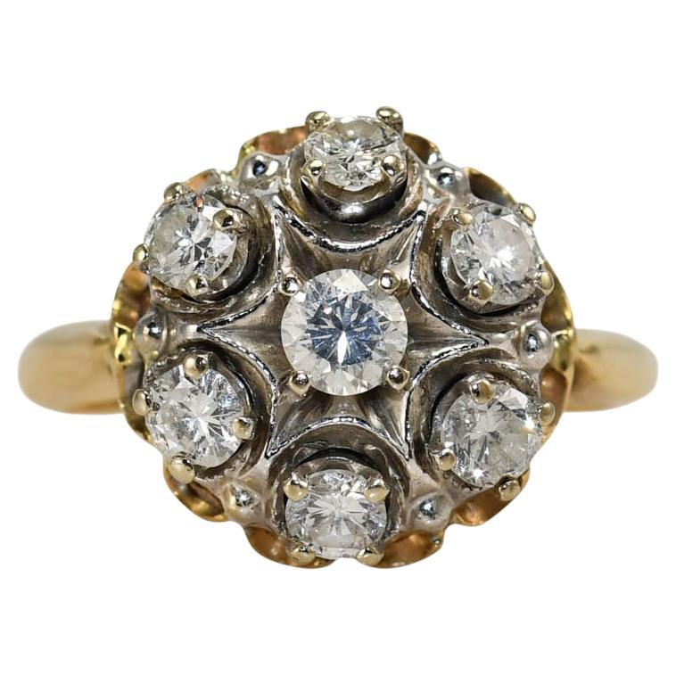 14k Yellow Gold Diamond Cluster Ring, 5.7gr For Sale