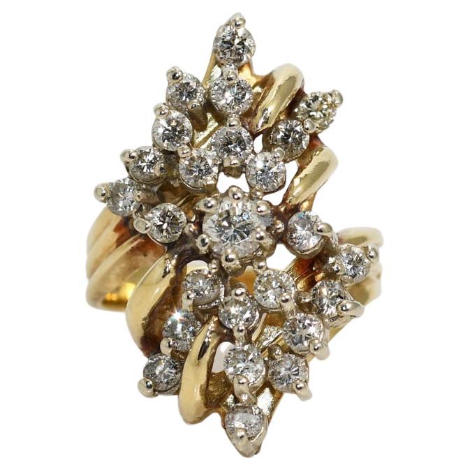 14K Yellow Gold Diamond Cluster Ring, 9.4gr For Sale