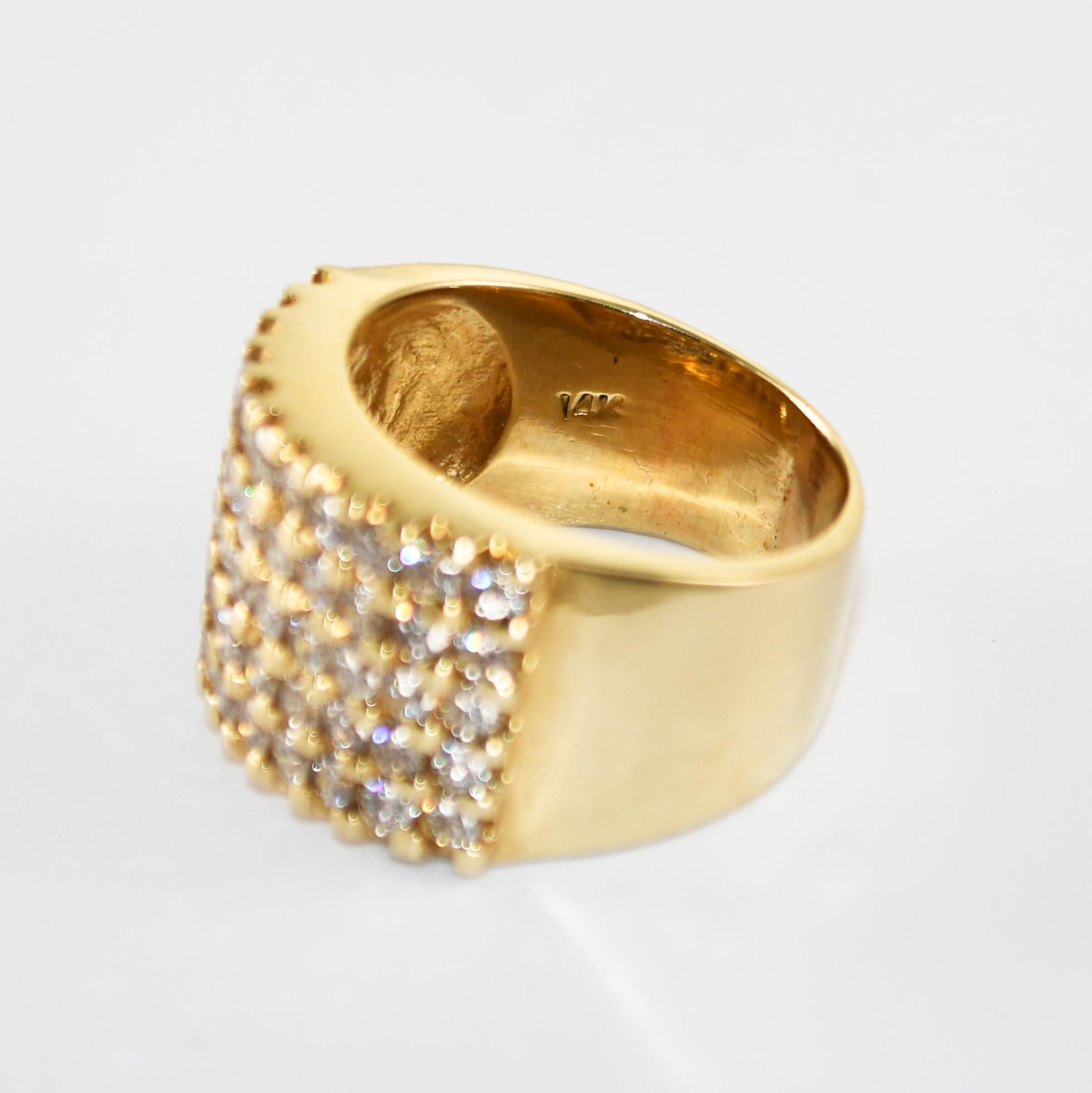 Bague cocktail en or jaune 14K avec diamant 1.50ct en vente 2