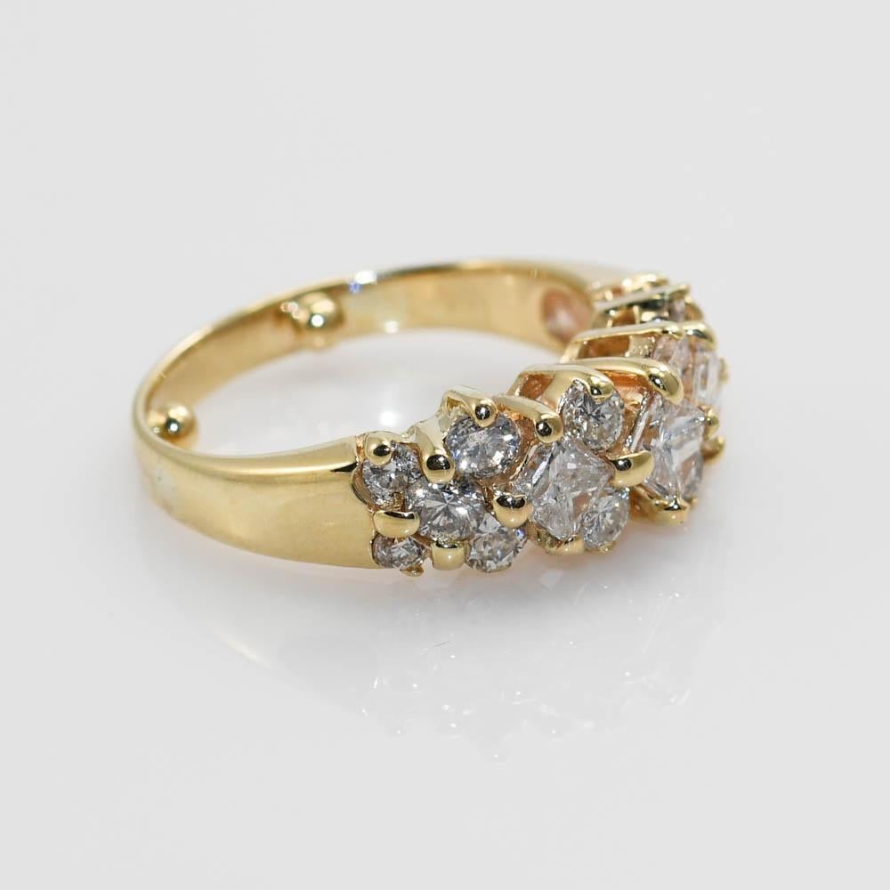 14K Yellow Gold Diamond Cocktail Ring, 1.50tdw, 4.8g In Excellent Condition For Sale In Laguna Beach, CA