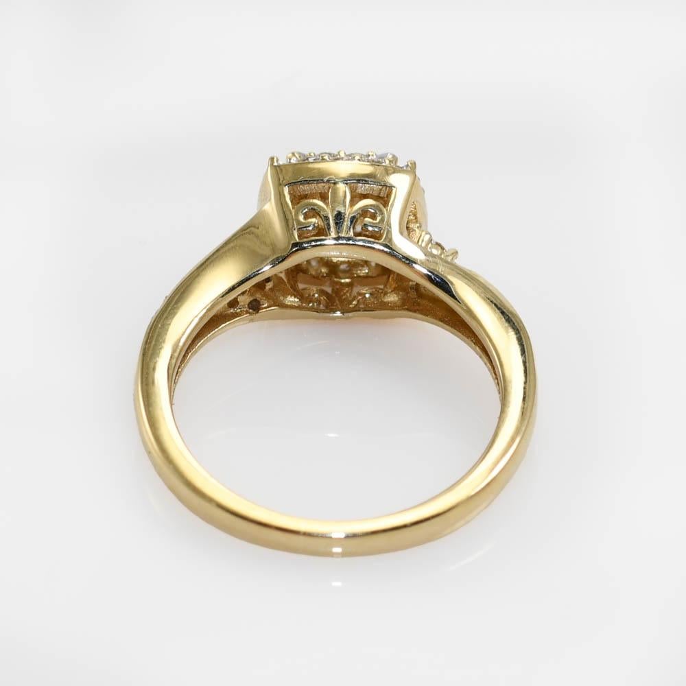 Taille brillant Bague cocktail en or jaune 14K avec diamant .50TDW, 3.4g en vente