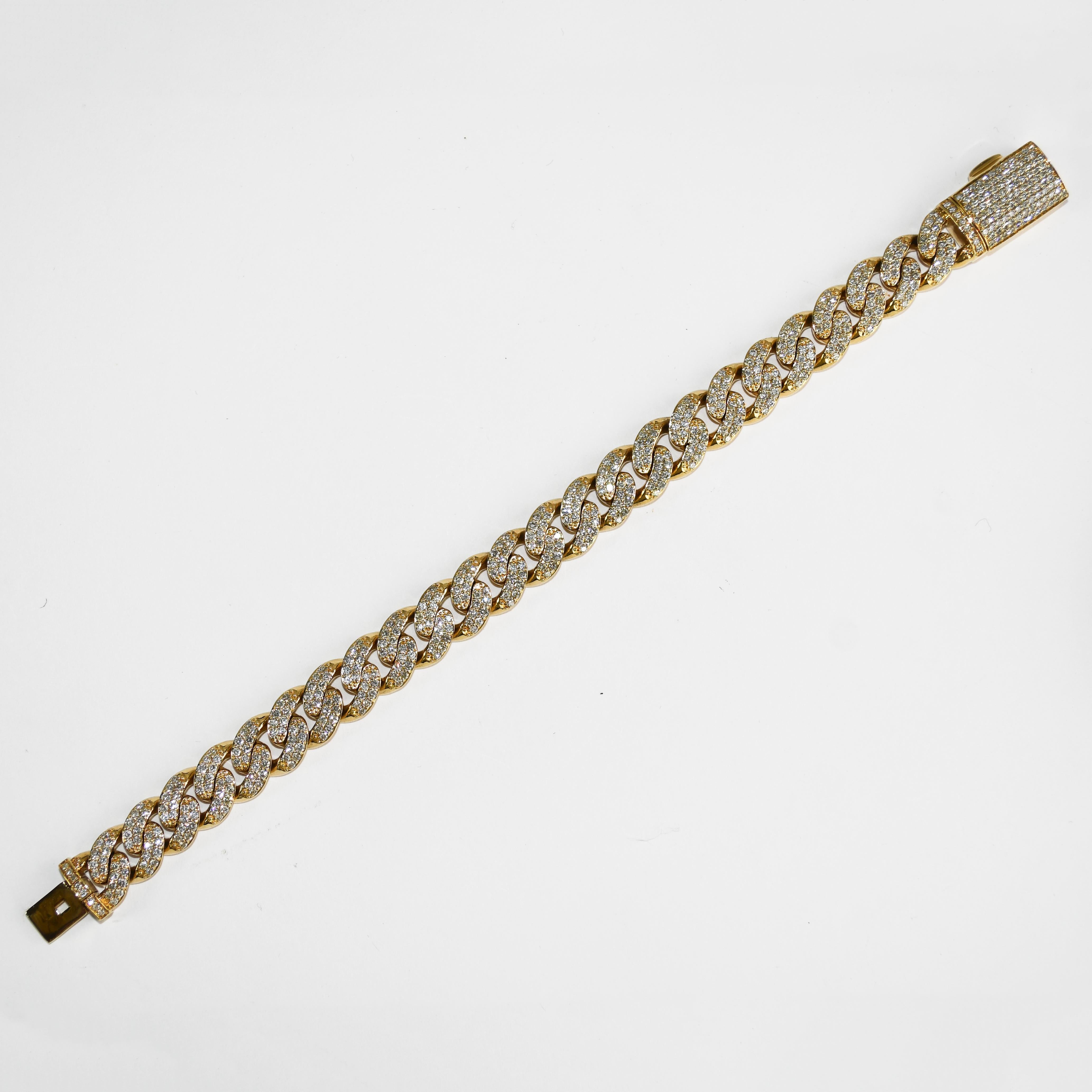 Round Cut 14K Yellow Gold Diamond Curb Link Bracelet 5.30ct For Sale
