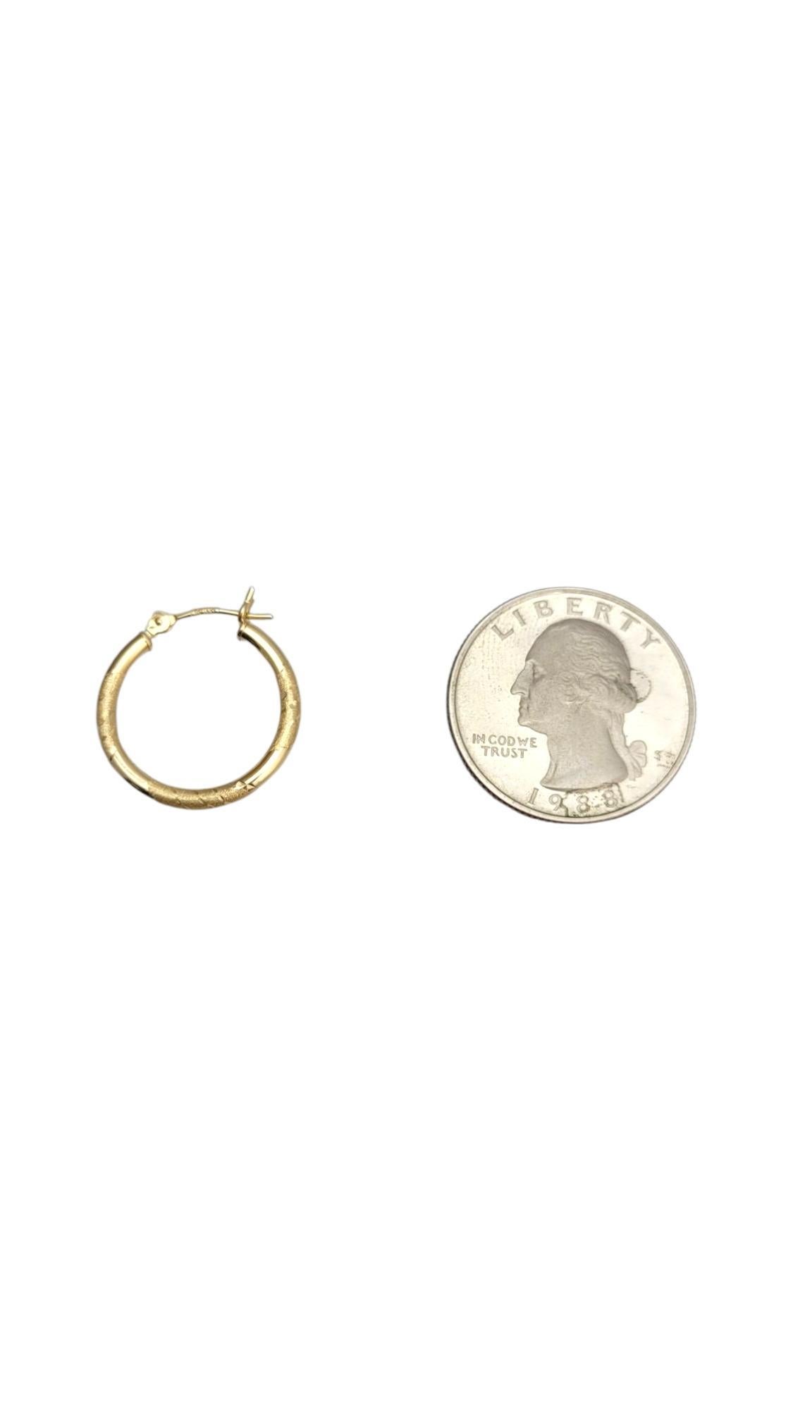 14K Yellow Gold Diamond Cut Hoop Earrings #21648 in vendita 1
