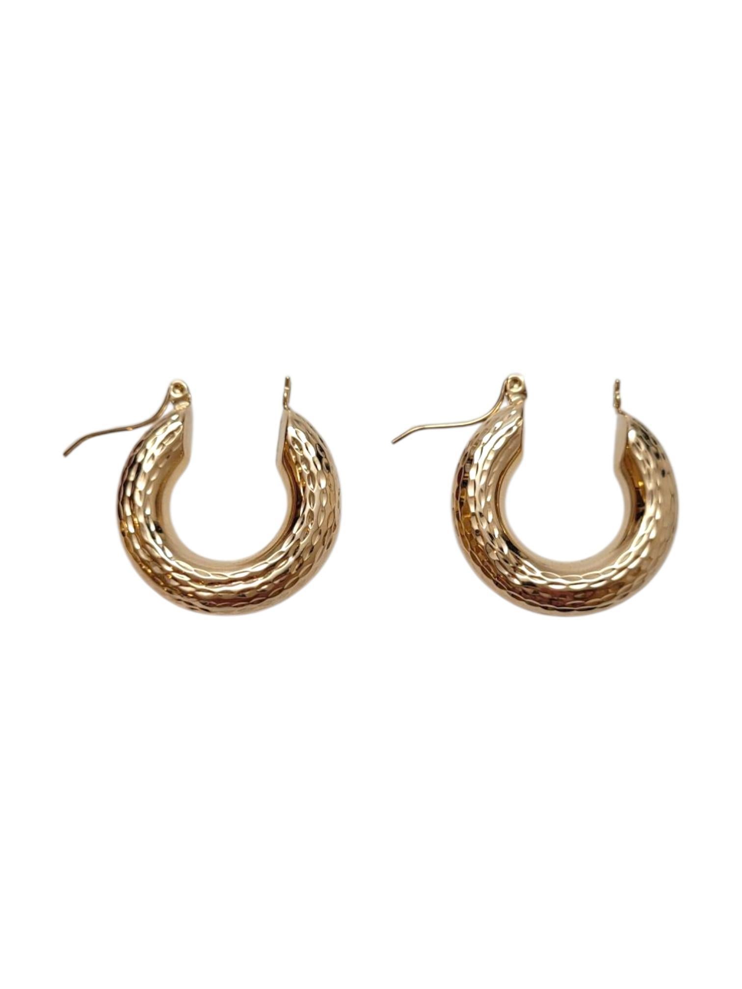 14K Gelbgold Diamantschliff-Ohrringe #21664 im Zustand „Gut“ im Angebot in Washington Depot, CT