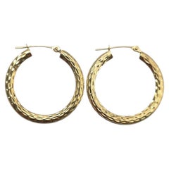 14K Yellow Gold Diamond-Cut Hoop Earrings #25104