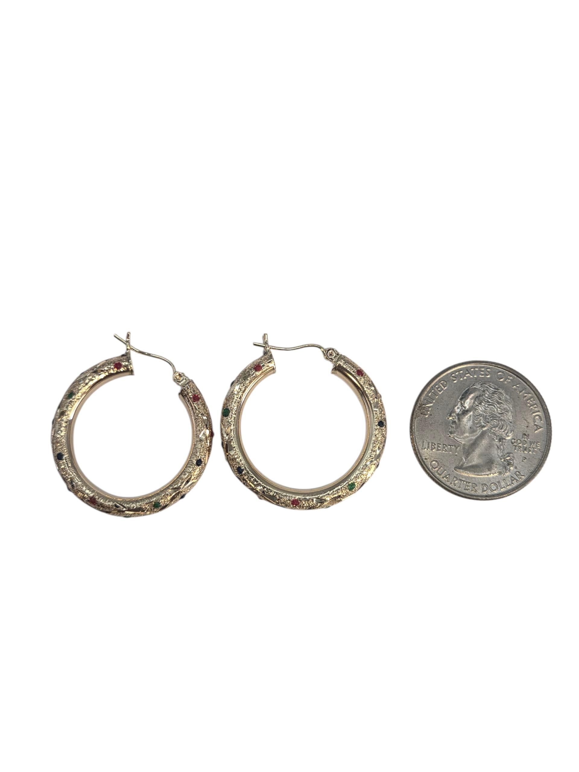 Boucles d'oreilles en or jaune 14k avec diamants et émail rouge, vert et bleu #23829 Pour femmes en vente