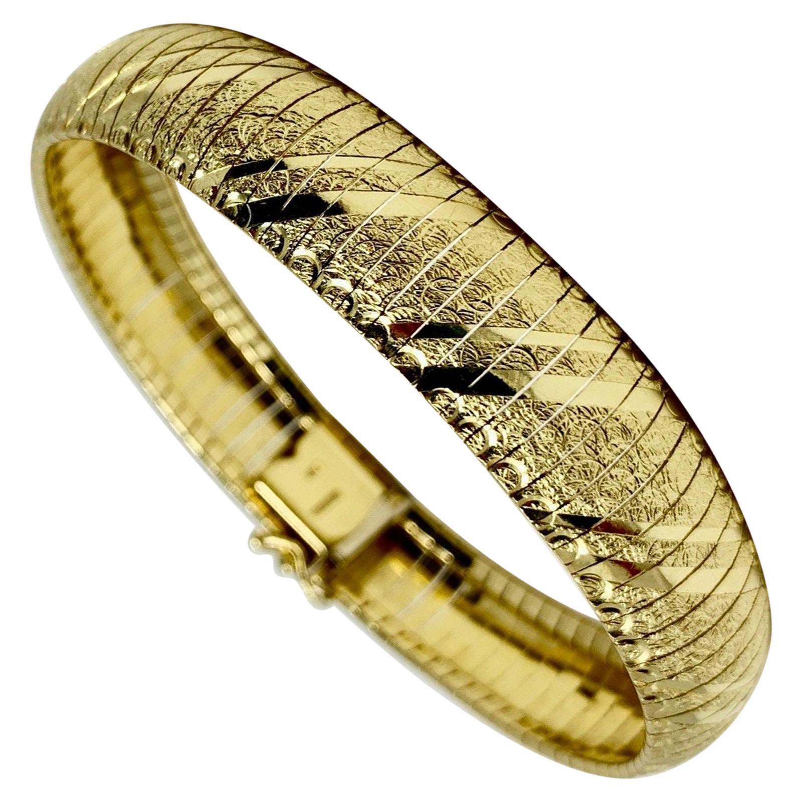 14 Karat Yellow Gold Diamond Cut Omega Link Bracelet