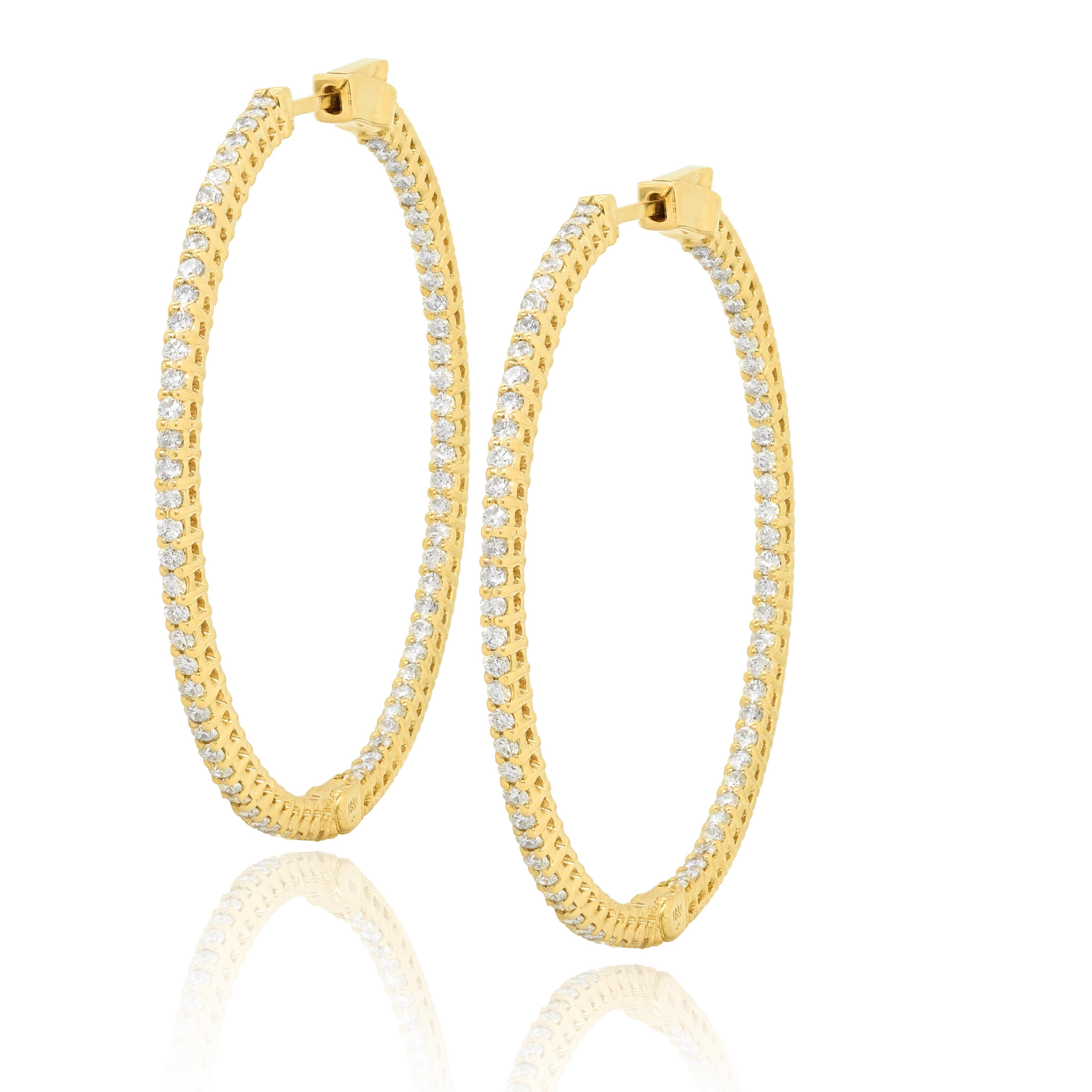 Round Cut 14K Yellow Gold Diamond Earrings For Sale