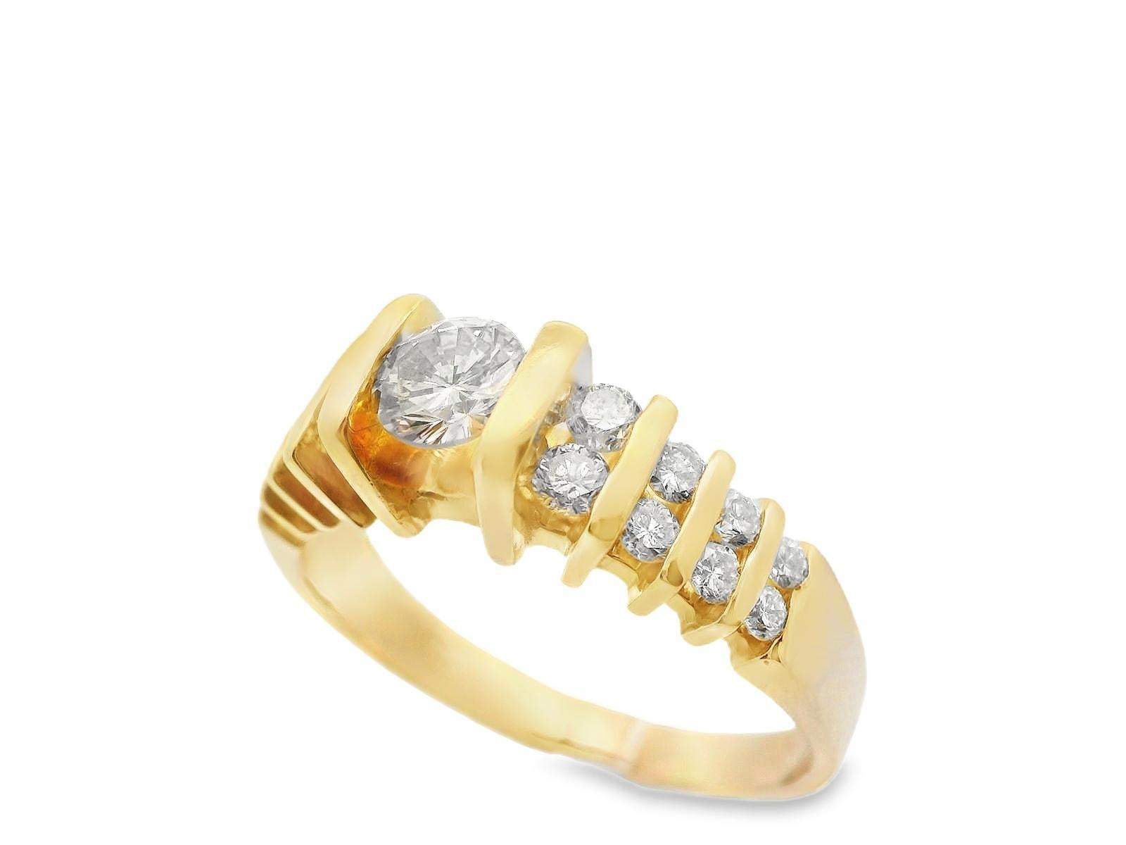 Taille ronde Bande de fiançailles en or jaune 14k avec diamant en vente