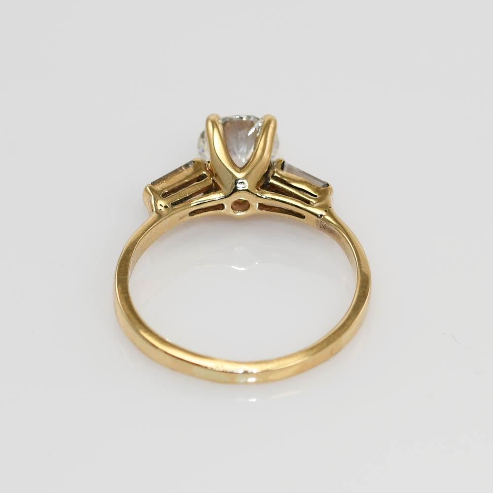 Bague de fiançailles en or jaune 14 carats avec diamants 1,03 carat, CTR-2,7 g en vente 4