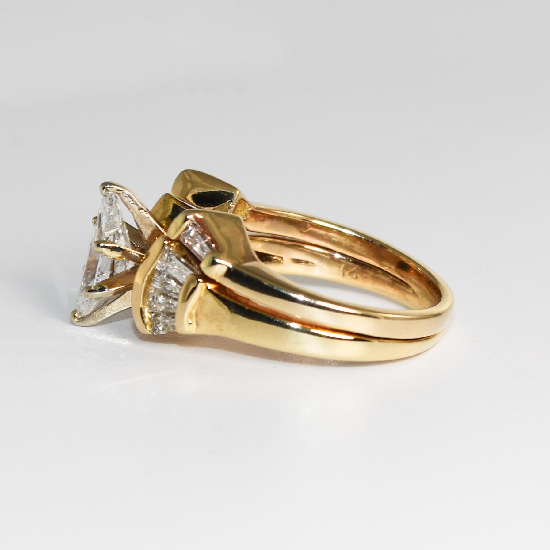 Women's or Men's 14K Yellow Gold Diamond Engagement Ring Set EGL Certified For Sale