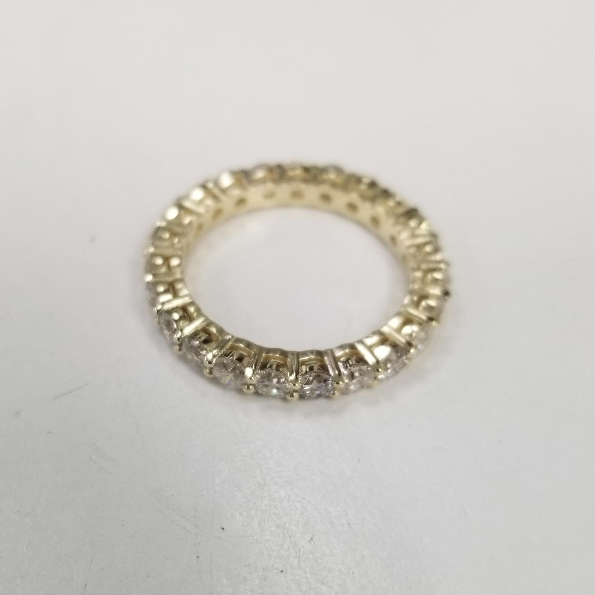  The eternity ring is set with close shared prongs to show each round diamond.
*Available in white or yellow gold*
Specifications:
    main stone: ROUND BRILLIANT DIAMONDS
    DIAMONDS: 23 PCS
    carat total weight: 2.58 CARAT TOTAL WEIGHT
   