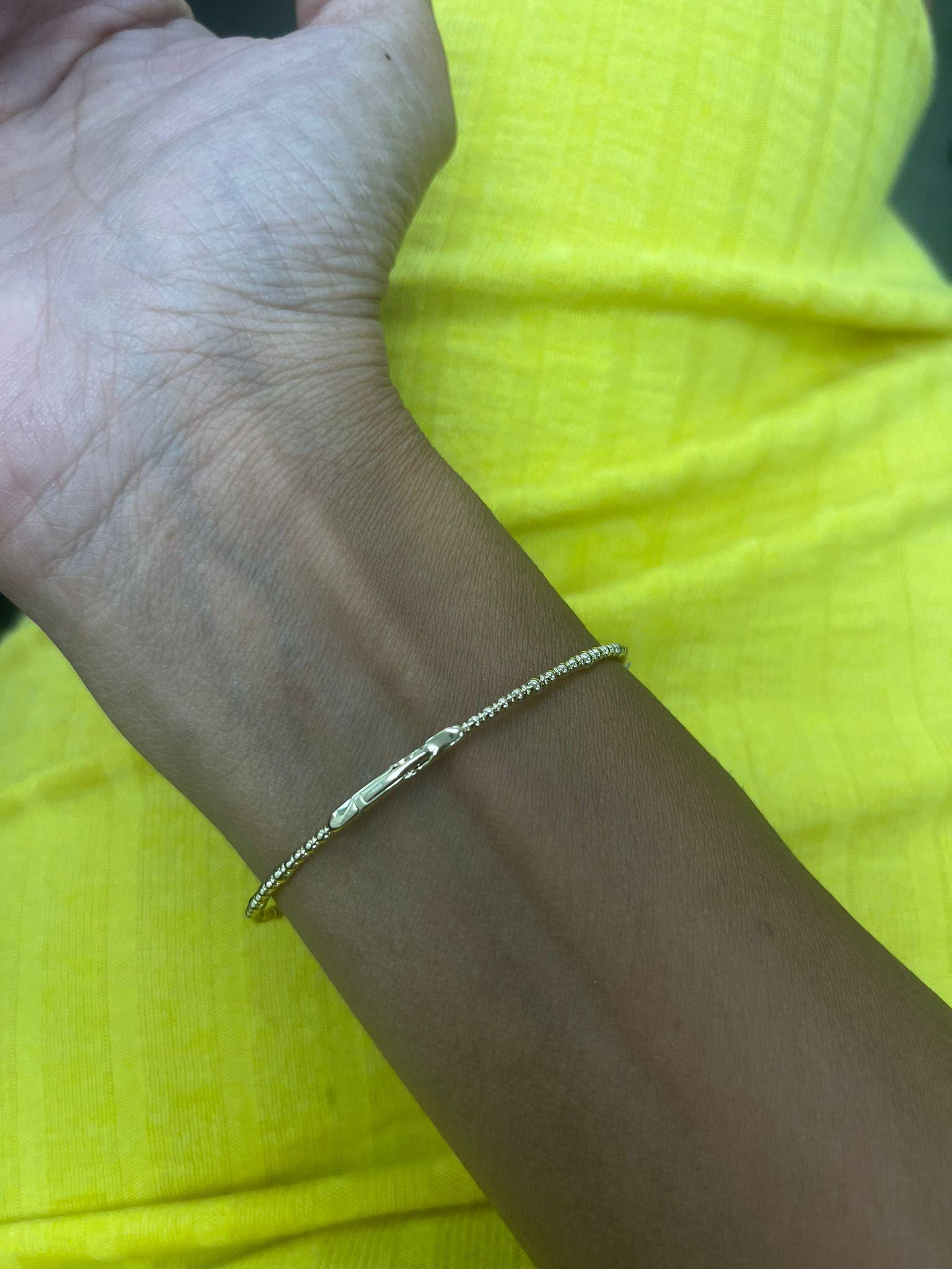 Bracelet empilable flexible en or jaune 14K avec diamants 1/4 CTTW Pour femmes en vente