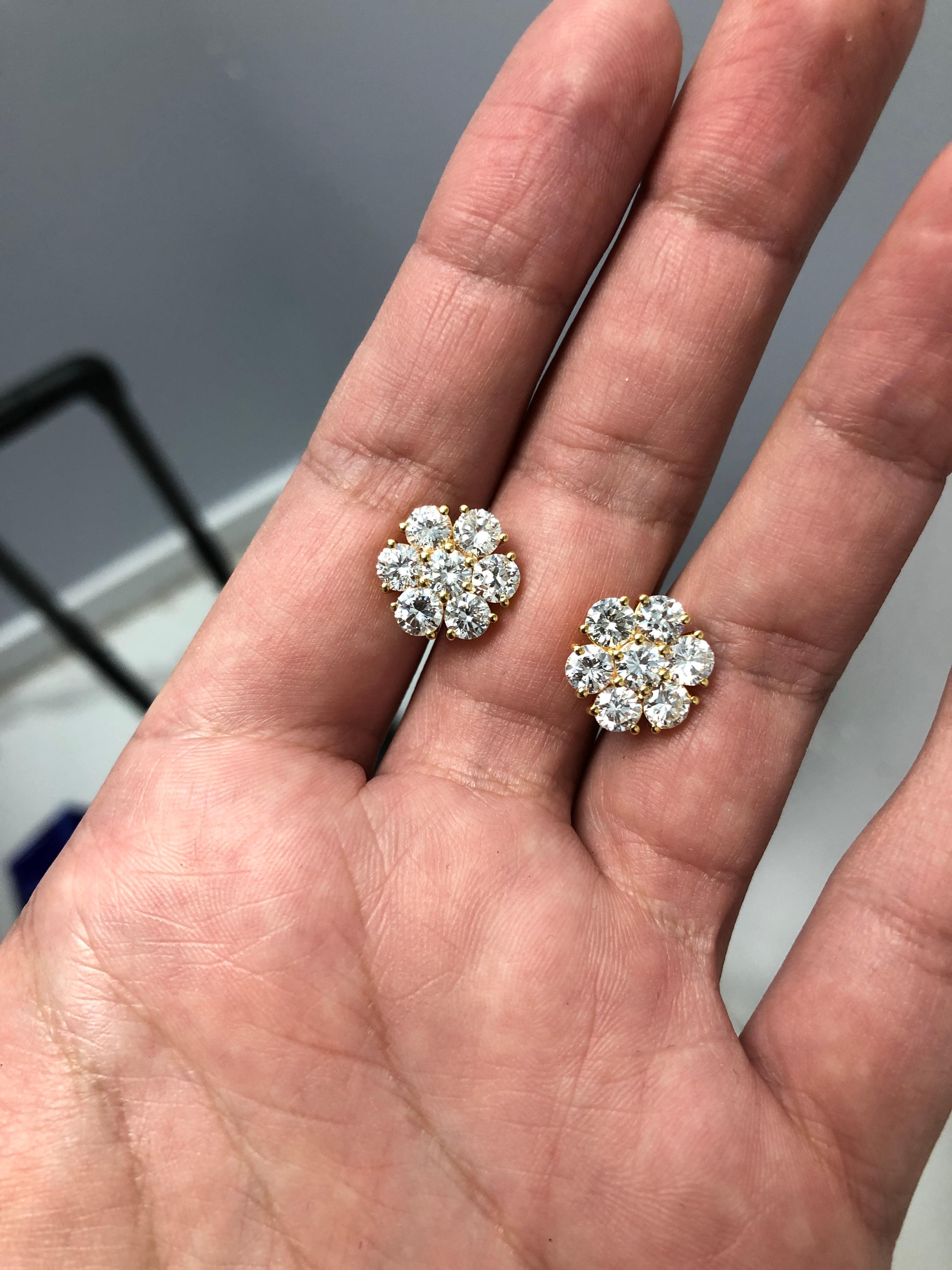 Women's 14 Karat Yellow Gold Diamond Floral Stud Earrings For Sale