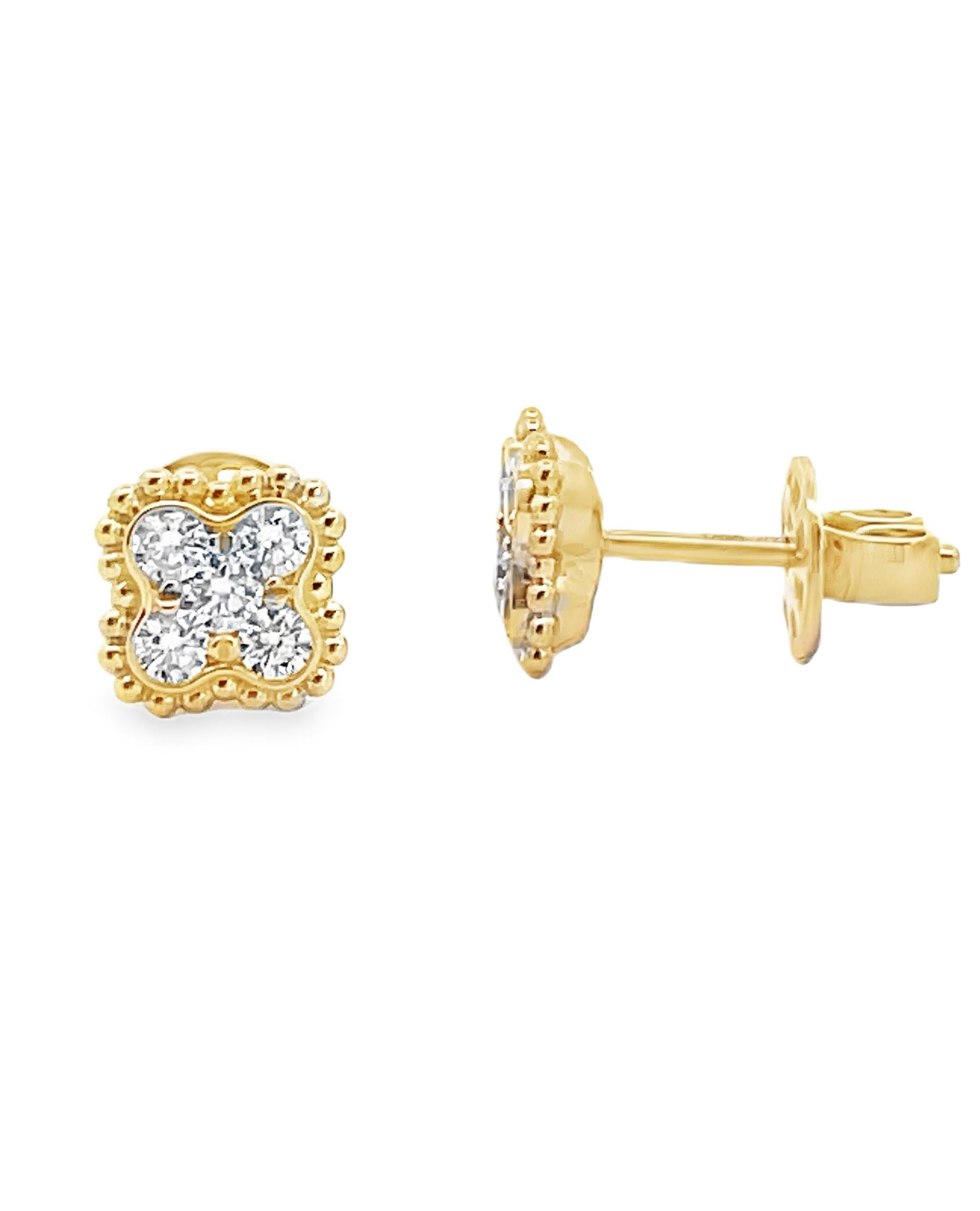 14K yellow gold four leaf stud earrings with 10 round diamonds weighing 0.48 carat total.