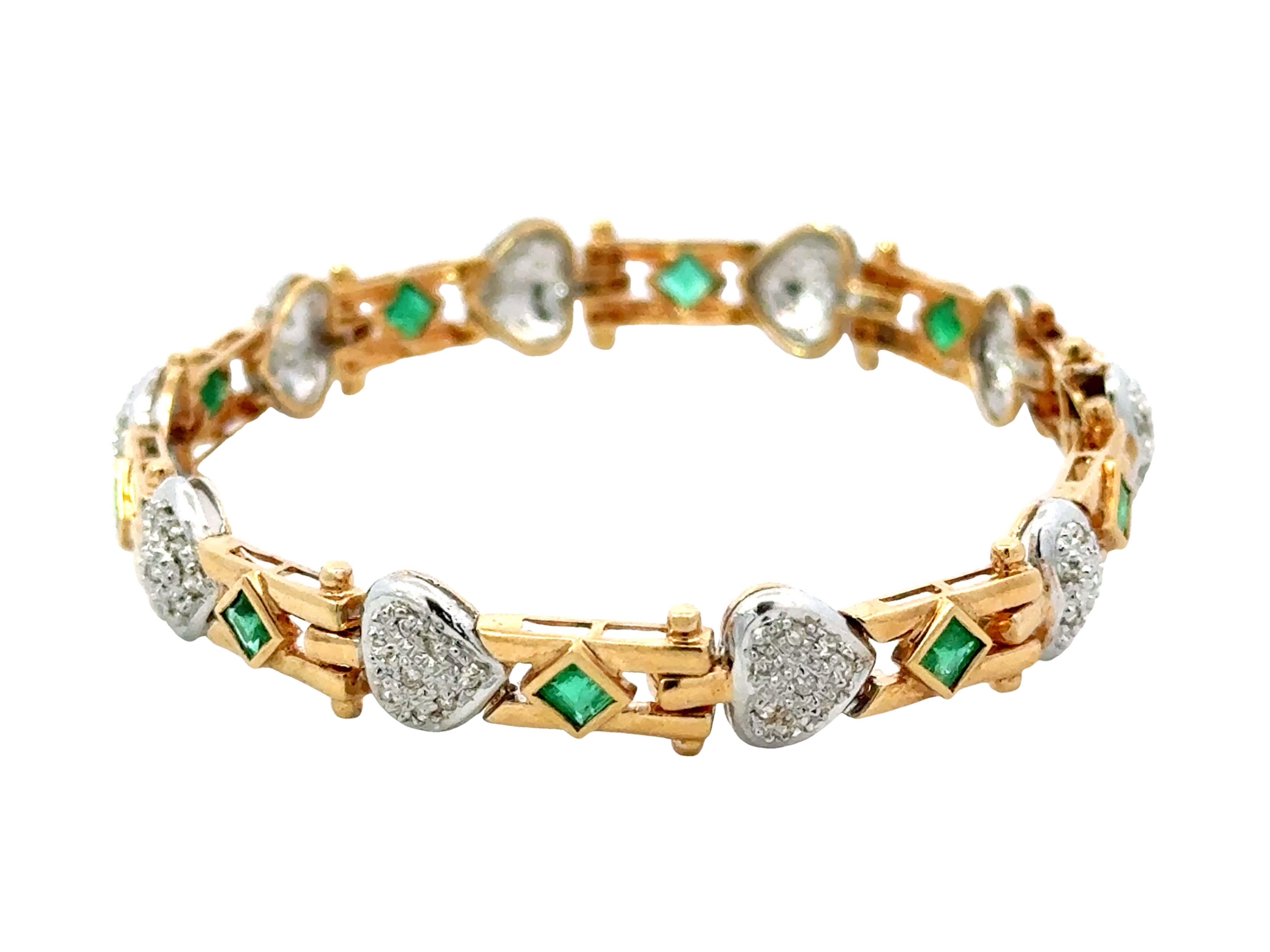 Brilliant Cut 14k Yellow Gold Diamond Heart and Emerald Link Bracelet For Sale