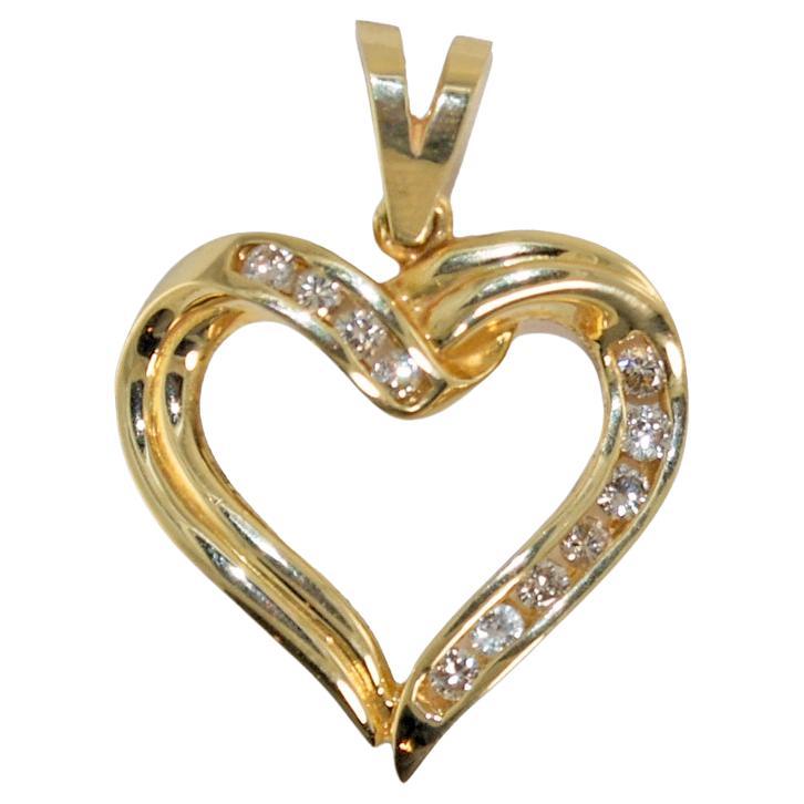 14K Yellow Gold Diamond Heart Pendant 0.30ct