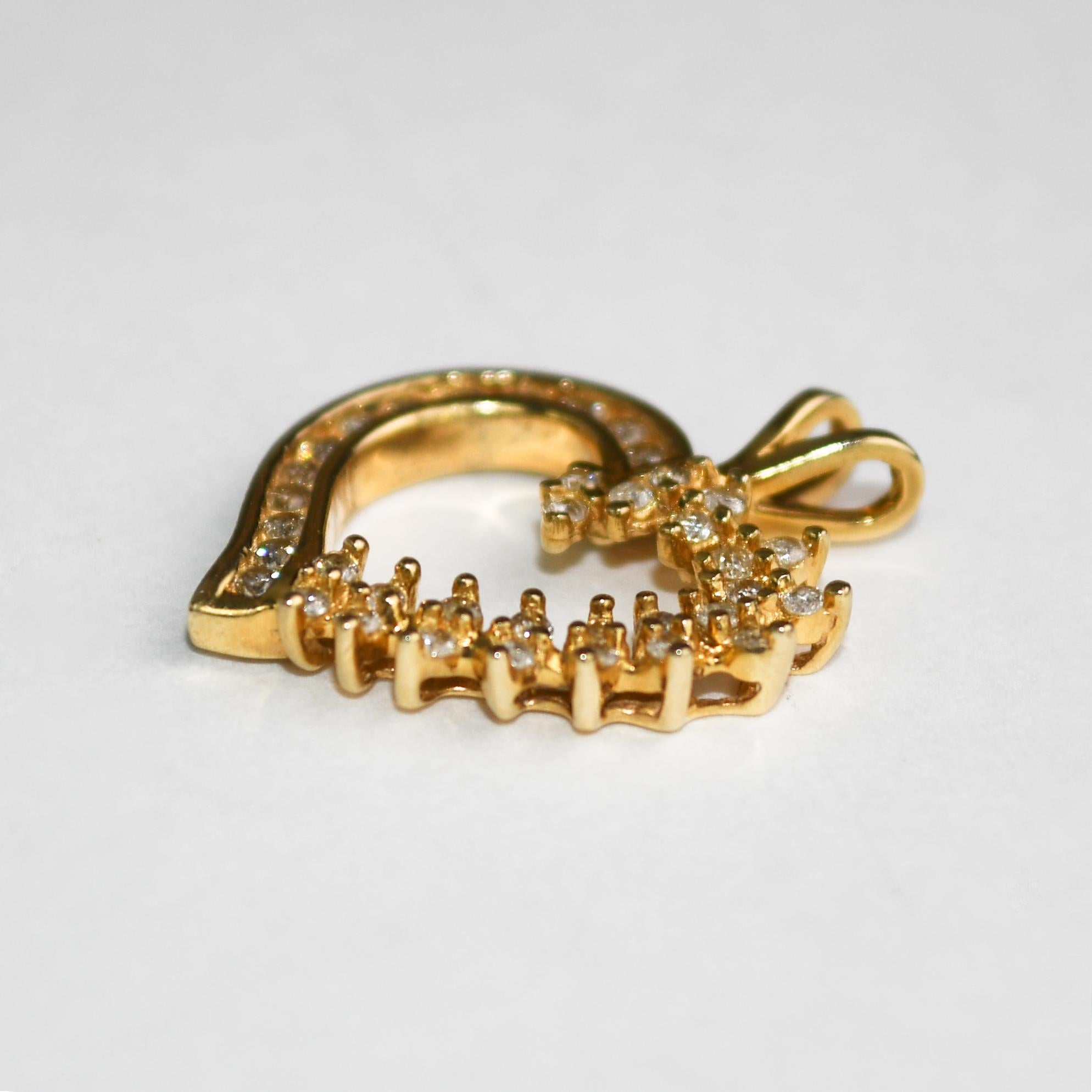 14K Yellow Gold Diamond Heart Pendant 0.50ct In Excellent Condition For Sale In Laguna Beach, CA