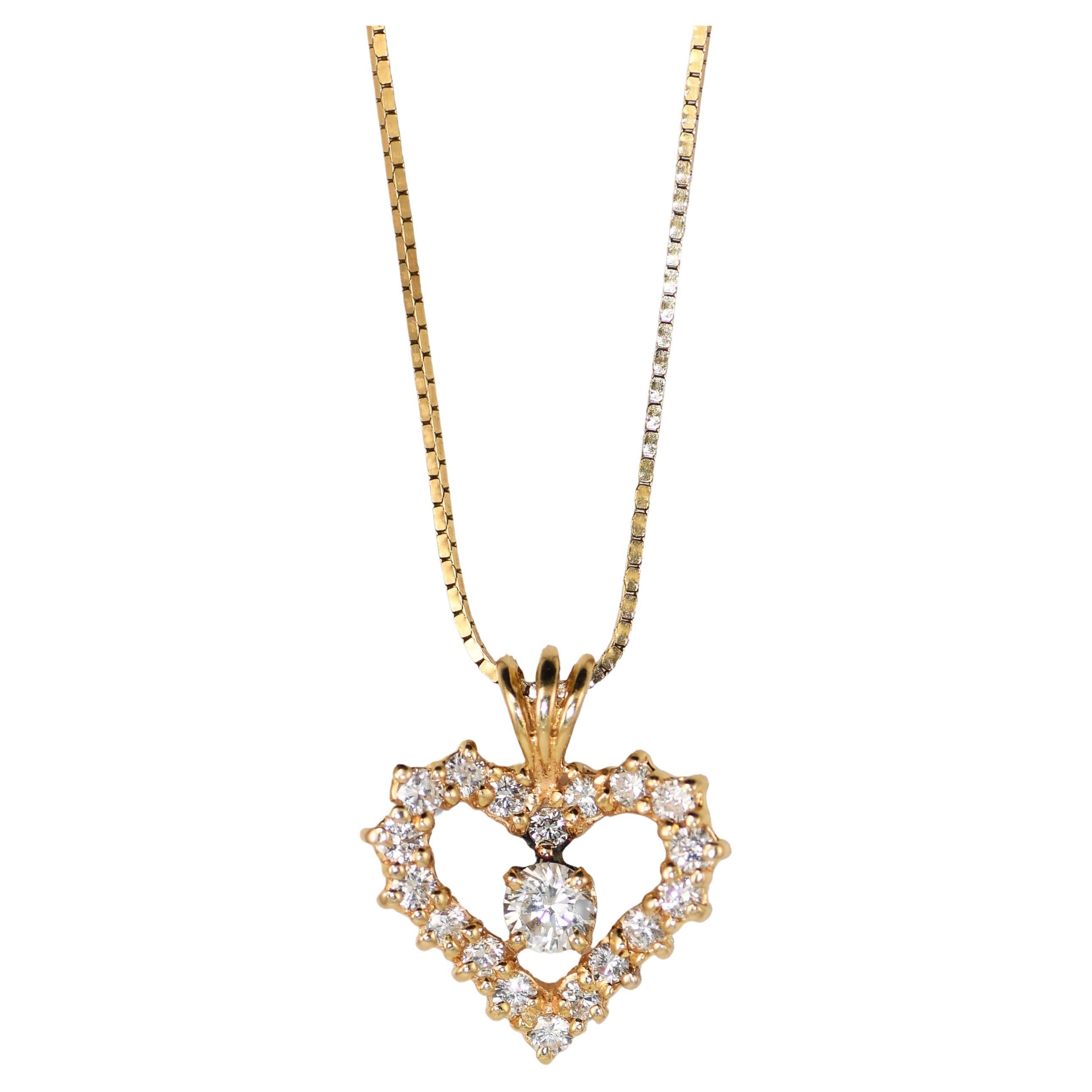 Collier pendentif cœur en or jaune 14 carats avec diamants 1,00 tdw en vente