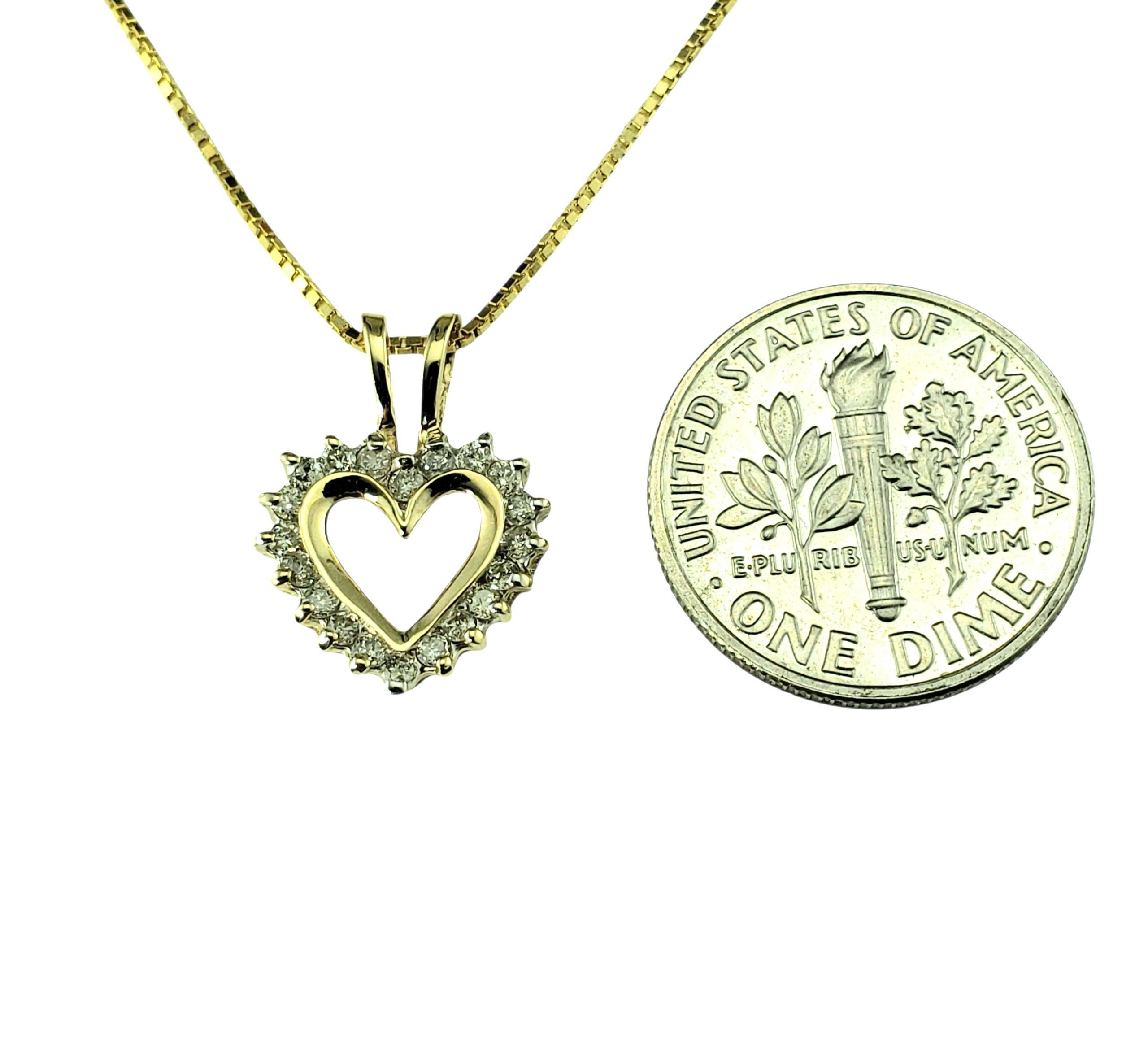 Collana con ciondolo a forma di cuore in oro giallo 14K #23194 In condizioni buone in vendita a Washington Depot, CT