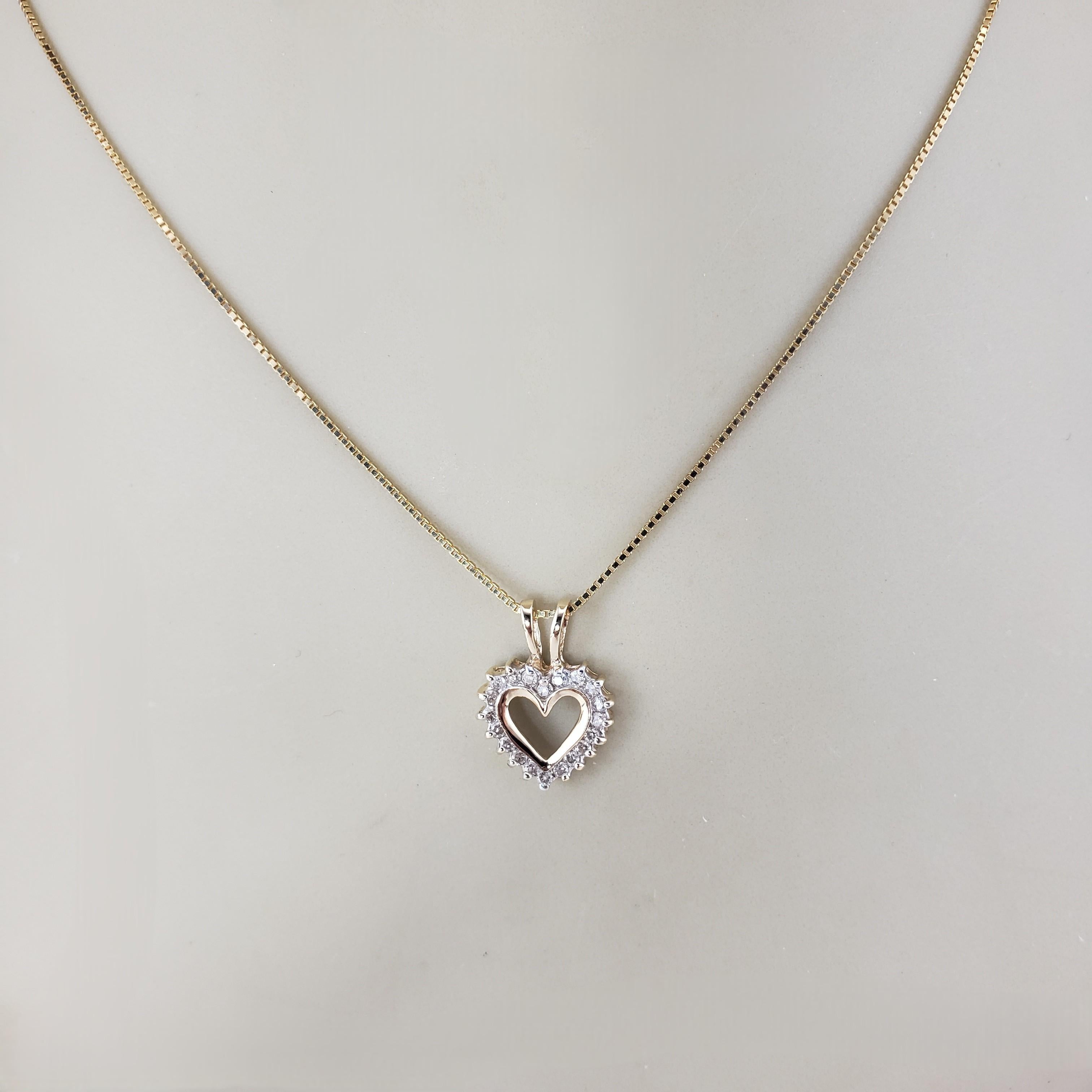 Collana con ciondolo a forma di cuore in oro giallo 14K #23194 in vendita 2