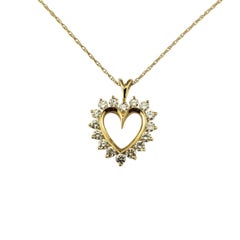 Collier en or jaune 14K avec pendentif en forme de cœur en diamant #23485