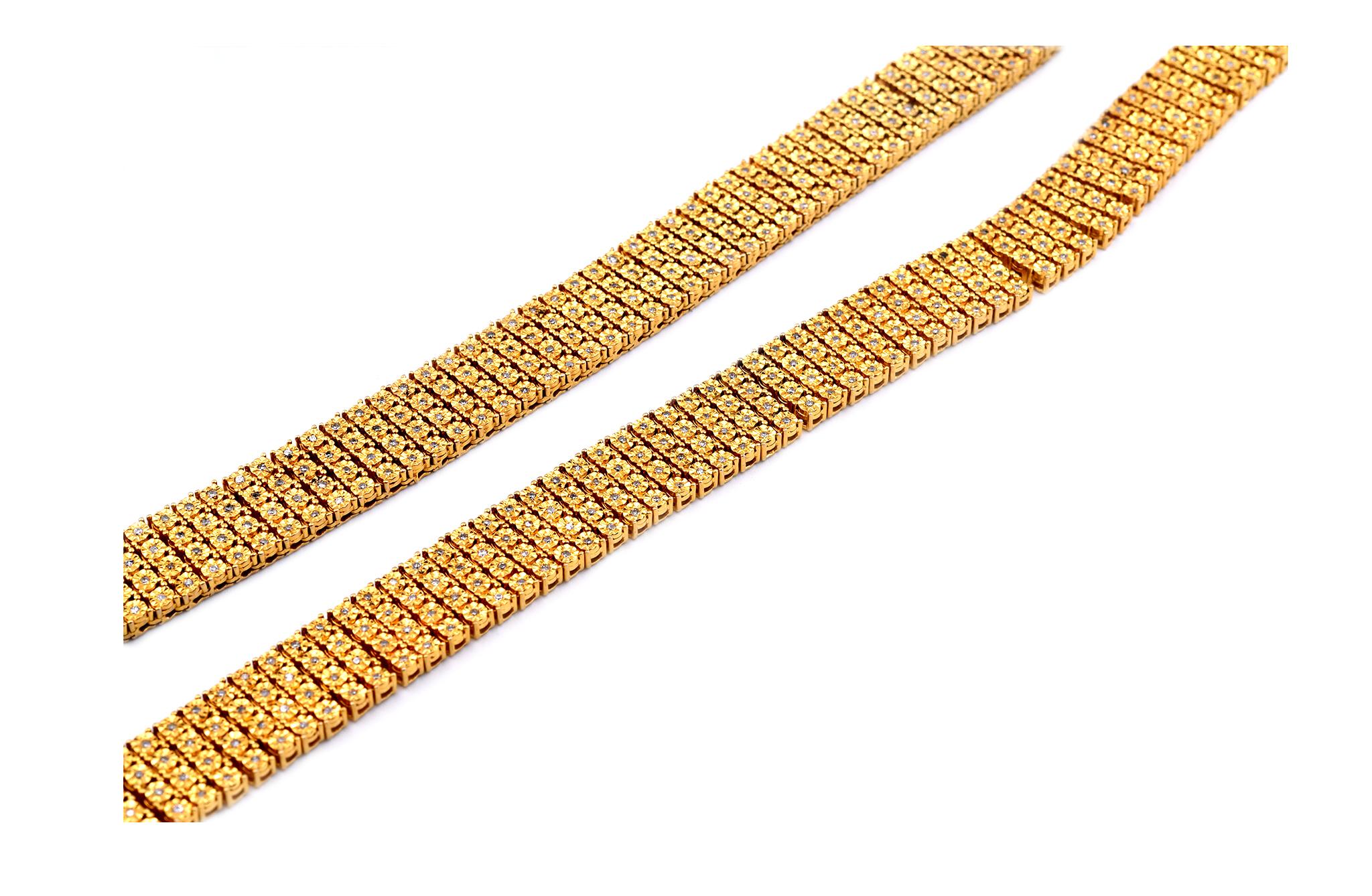 Round Cut 14 Karat Yellow Gold Diamond Link Necklace
