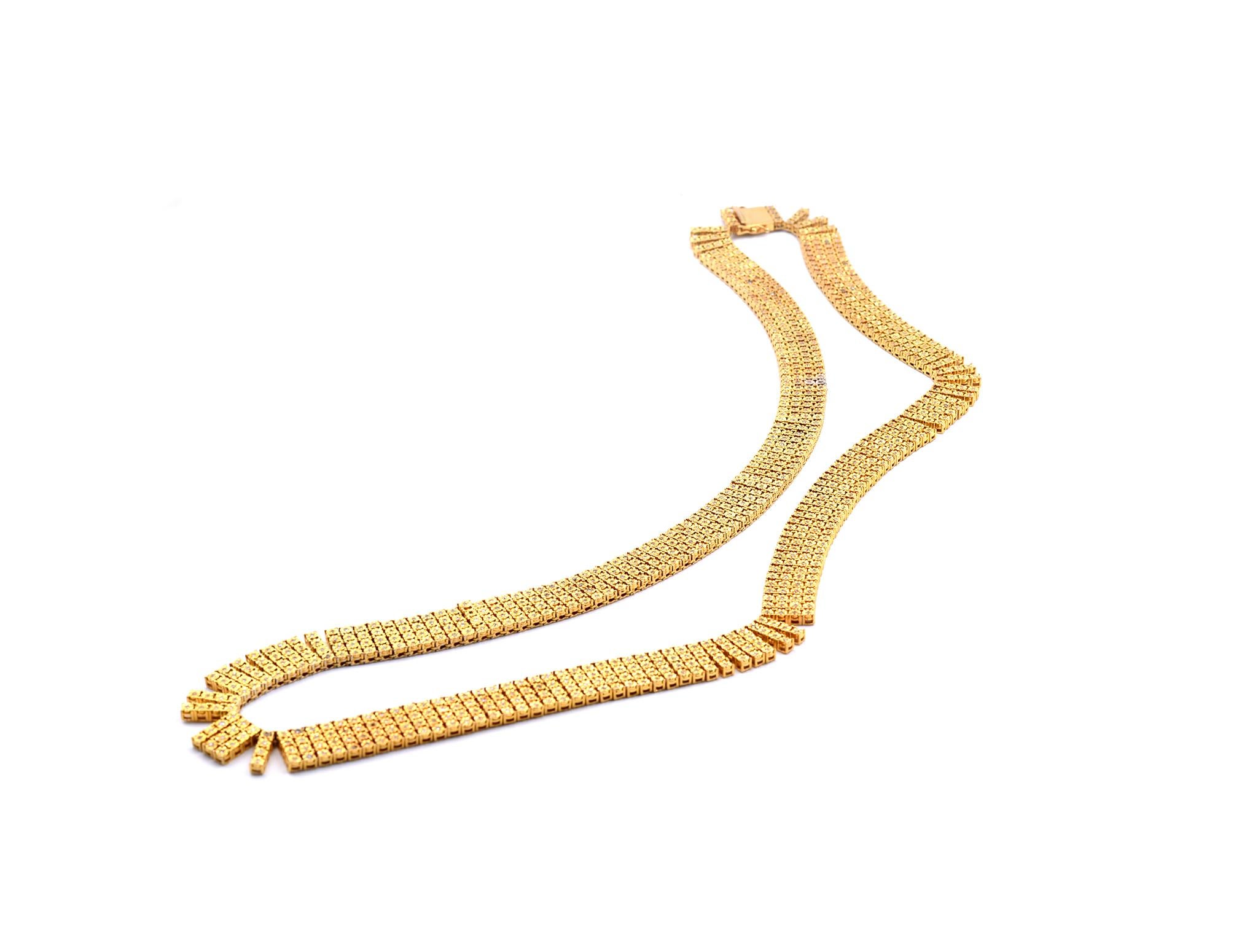 14 Karat Yellow Gold Diamond Link Necklace In Excellent Condition In Scottsdale, AZ