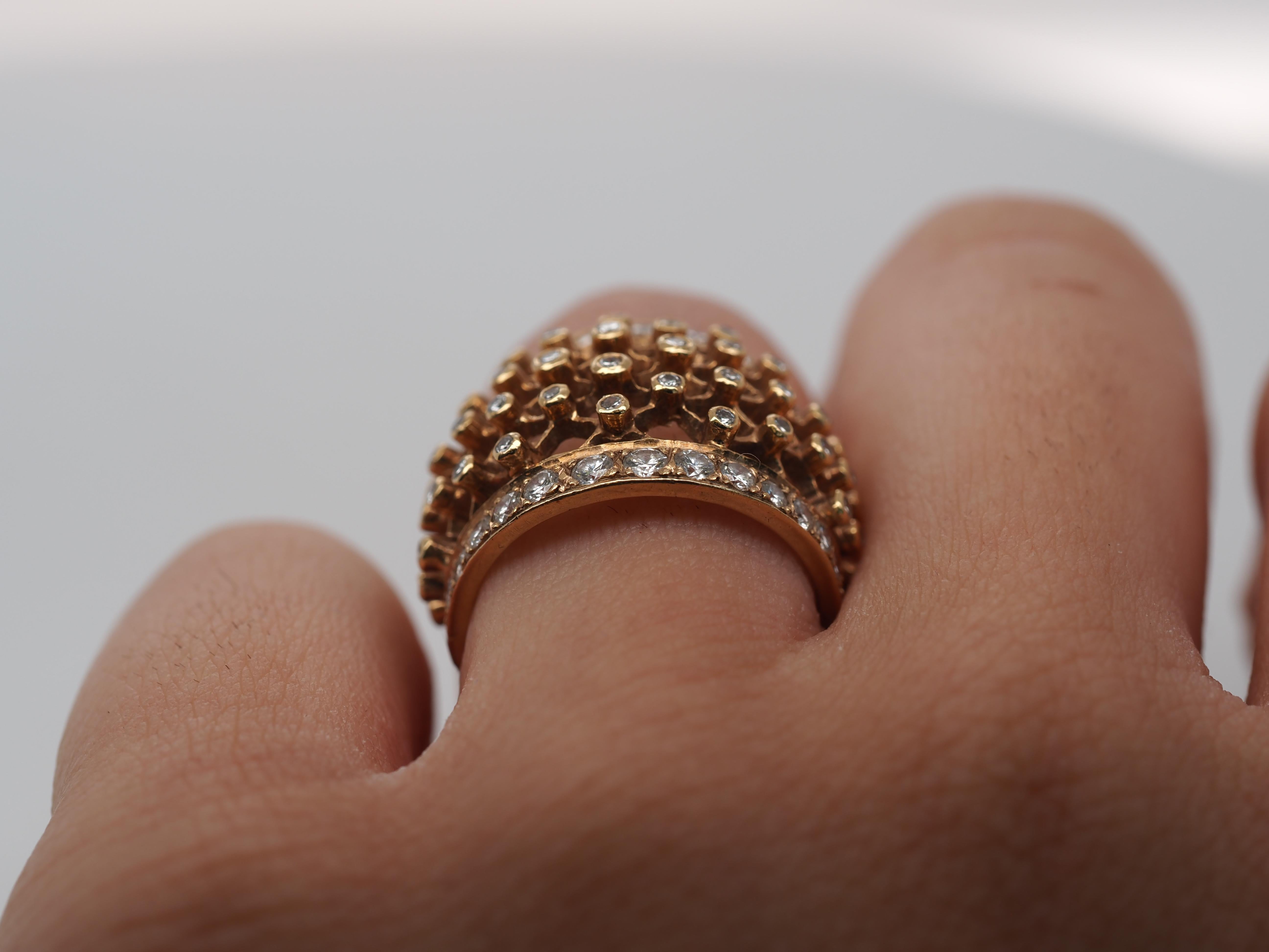 14k Yellow Gold Diamond Mesh Style Ring Band In Good Condition For Sale In Hicksville, NY