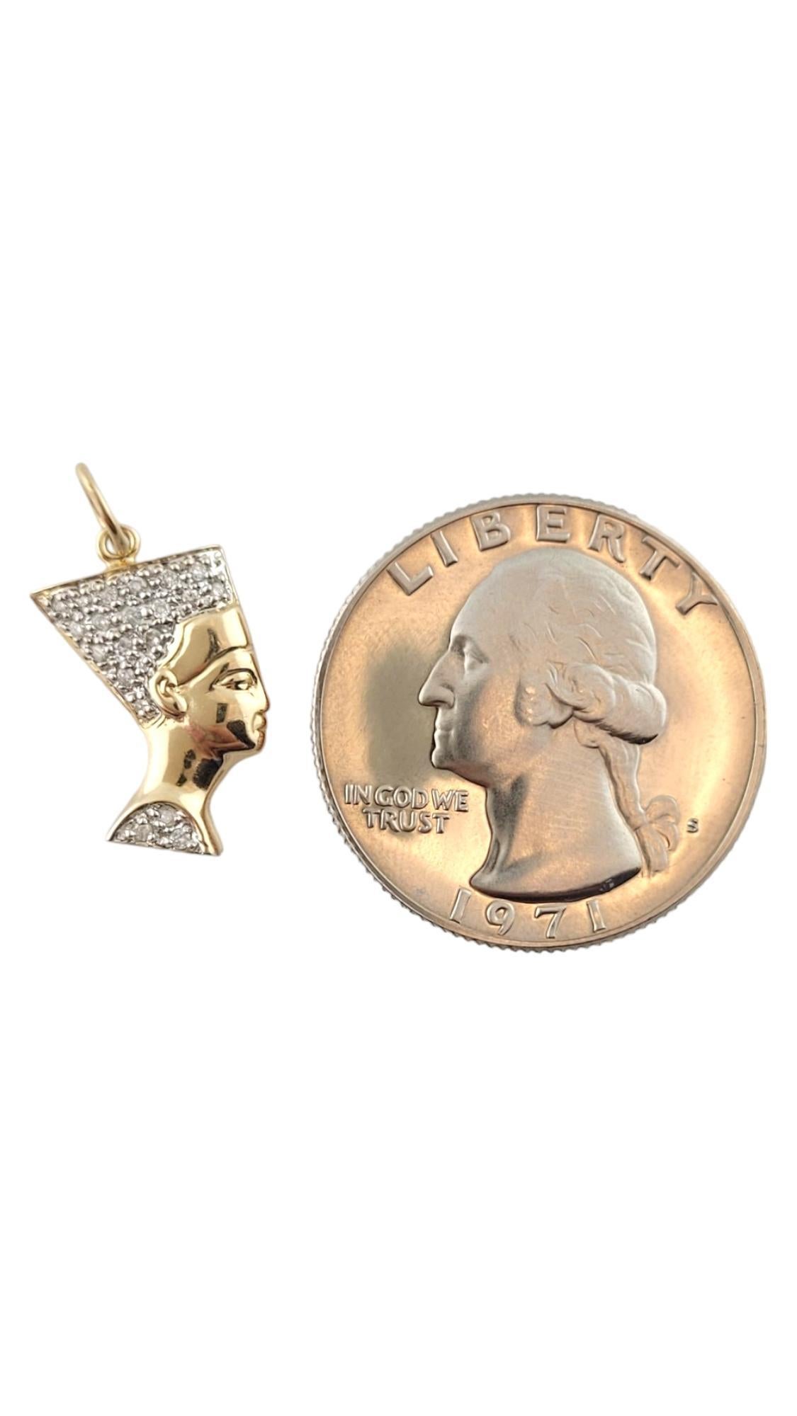 Breloque Nefertiti tête en or jaune 14 carats et diamants n° 16250 en vente 1